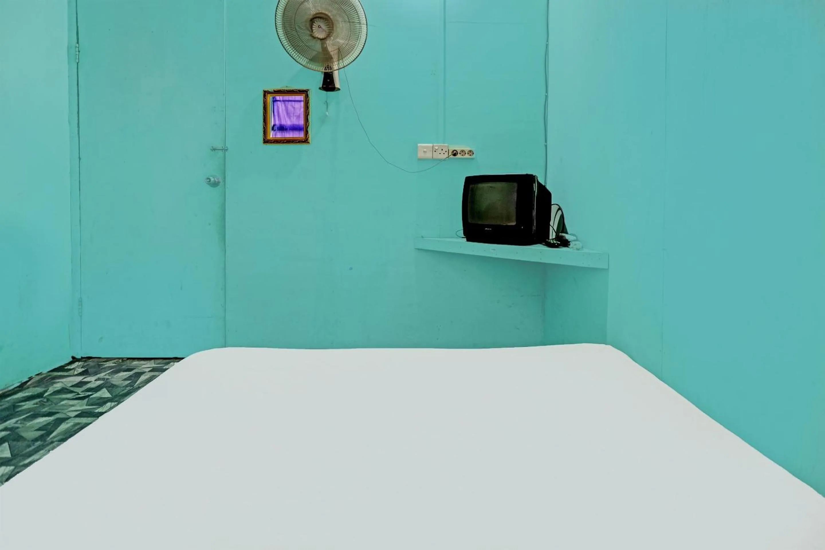 Bedroom, Bed in Hotel O Jodoh Stay SyariahNearPelabuhan Feri Harbor Bay