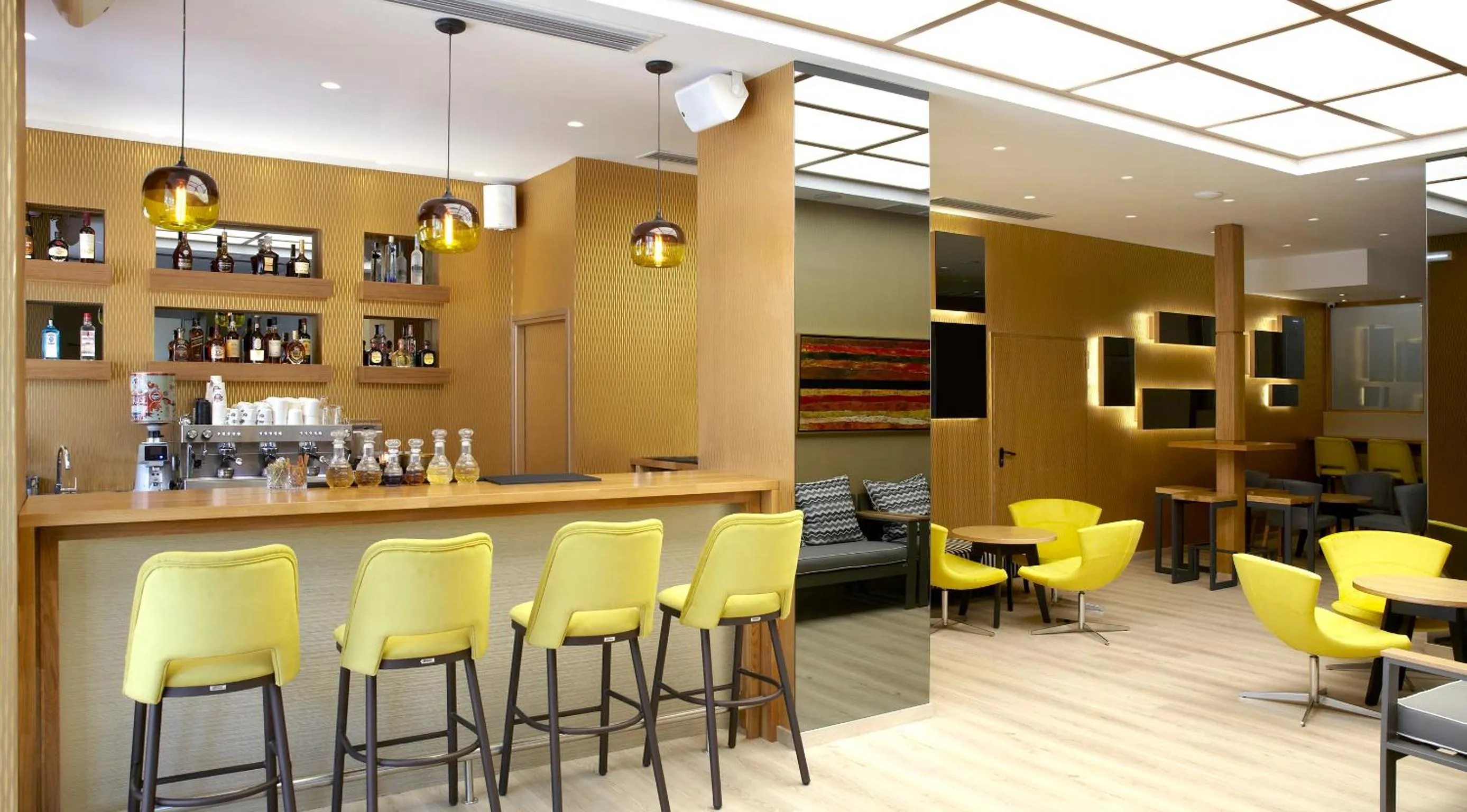 Lounge or bar in Athens Tiare by Mage Hotels