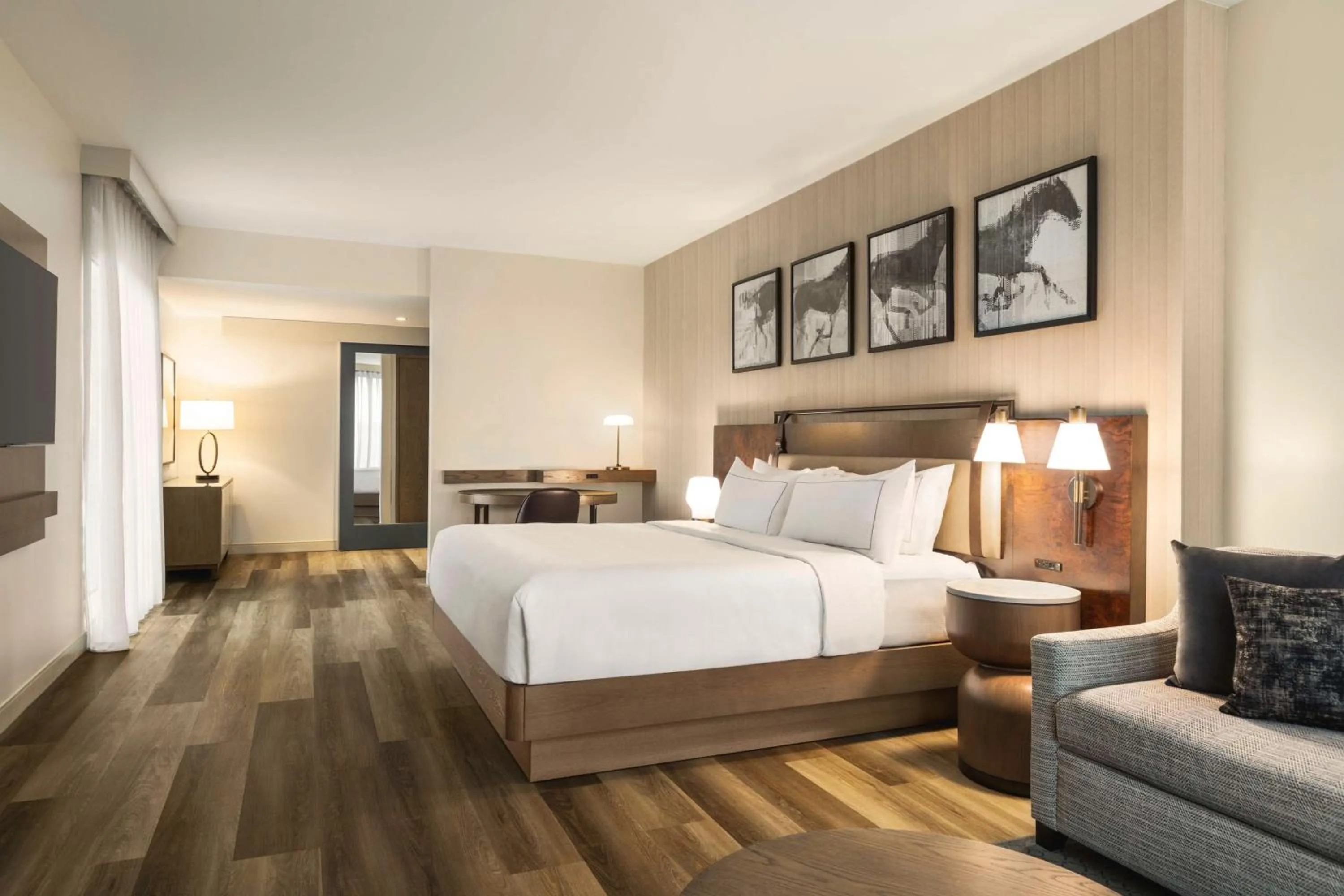 Bed in Doubletree By Hilton Abilene Downtown Convention Center