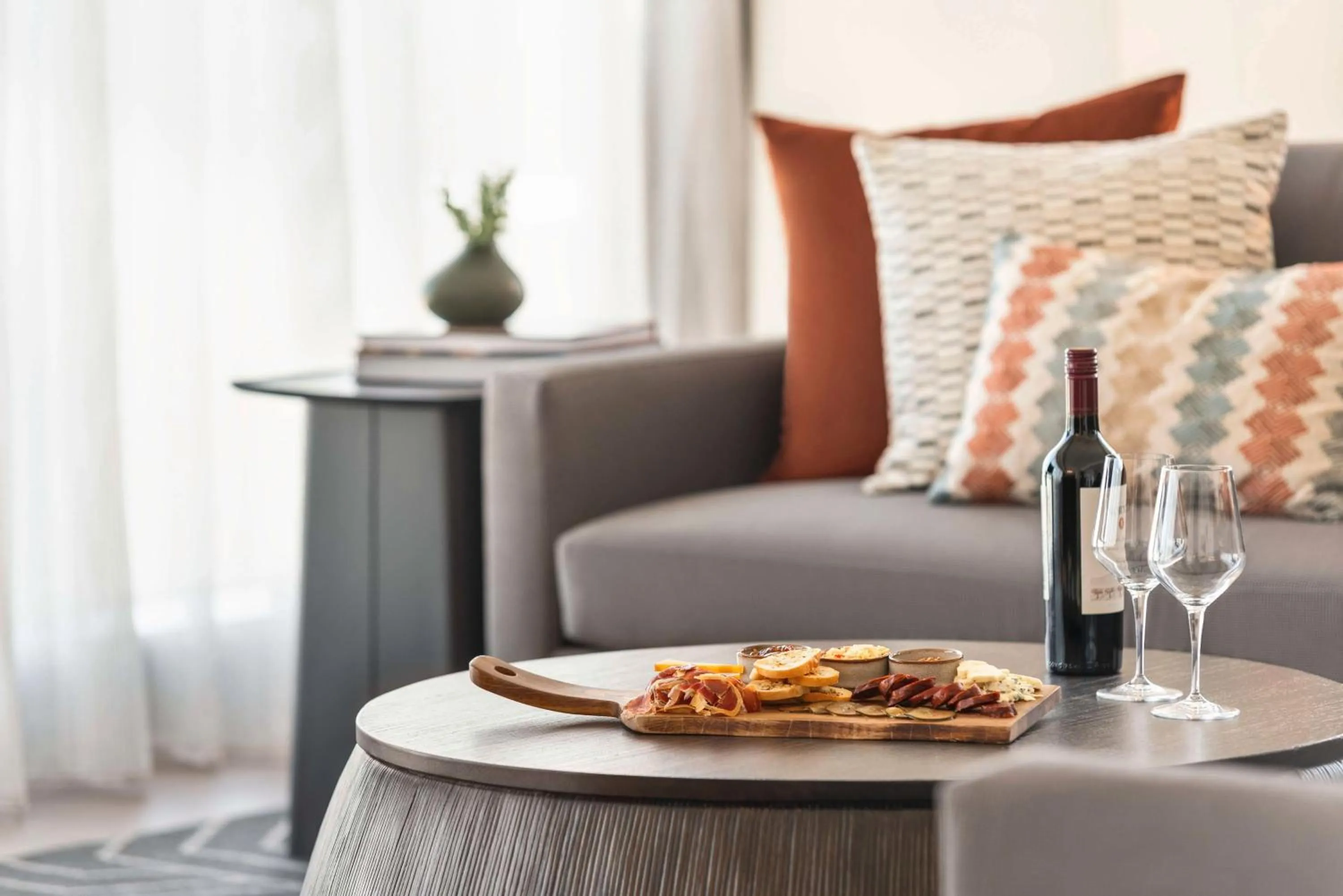 Living room in Doubletree By Hilton Abilene Downtown Convention Center