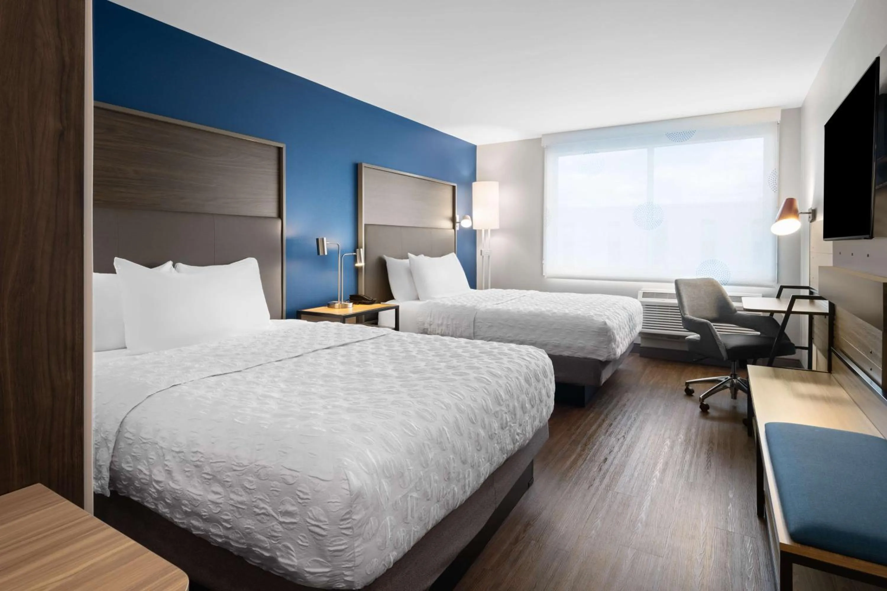 Bed in Tru By Hilton Wisconsin Dells