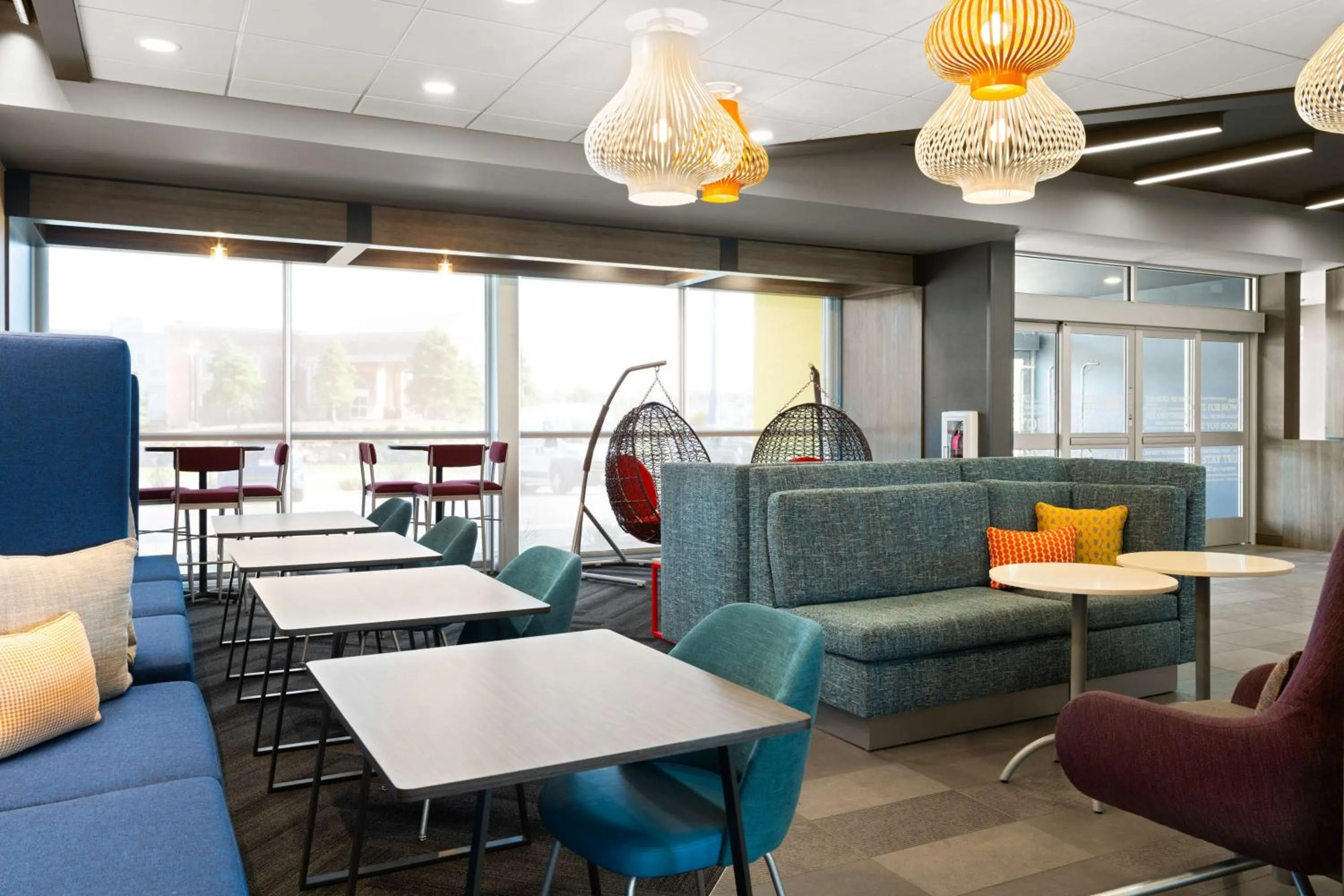 Lobby or reception in Tru By Hilton Wisconsin Dells