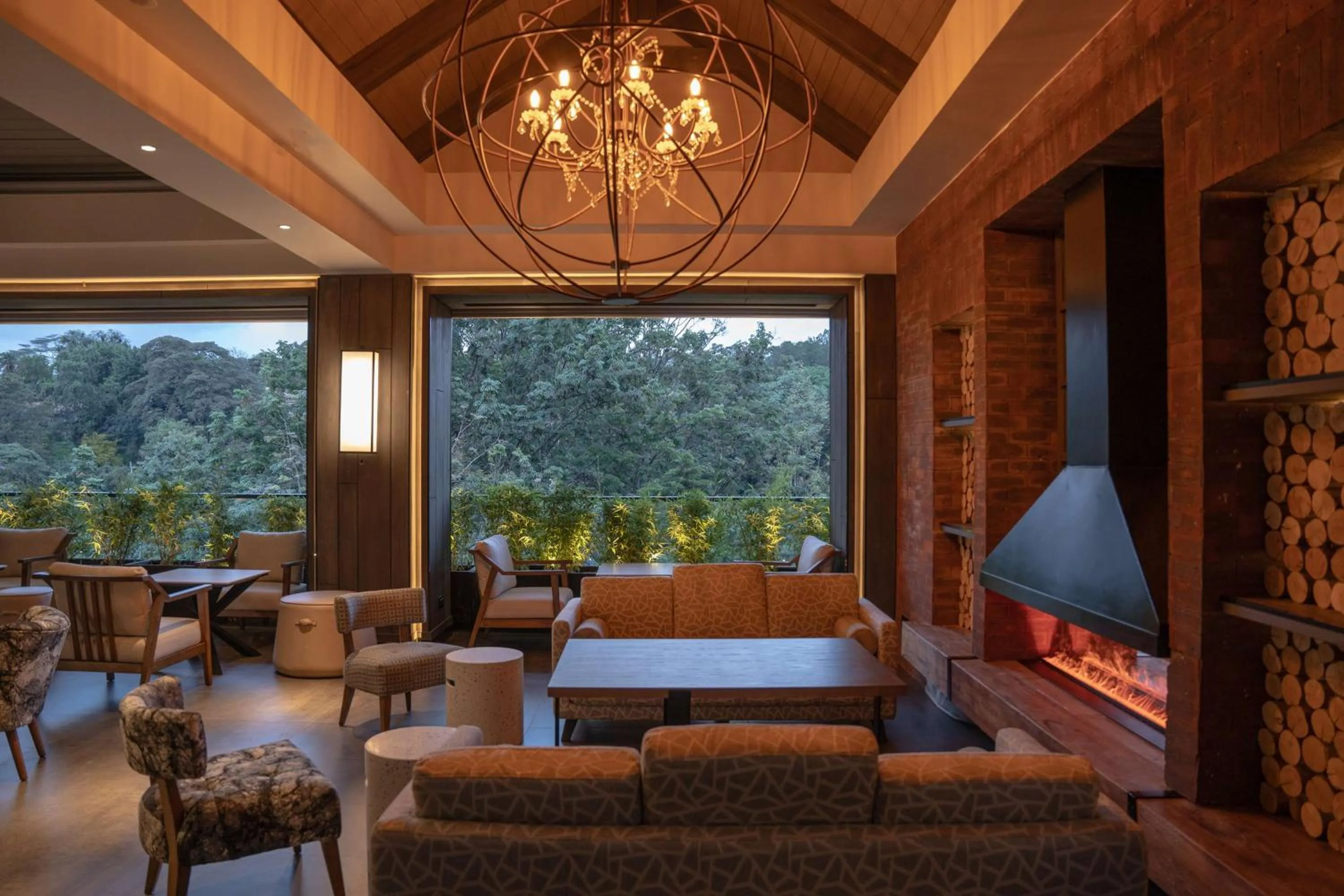 Restaurant/places to eat in Kwetu Nairobi, Curio Collection By Hilton