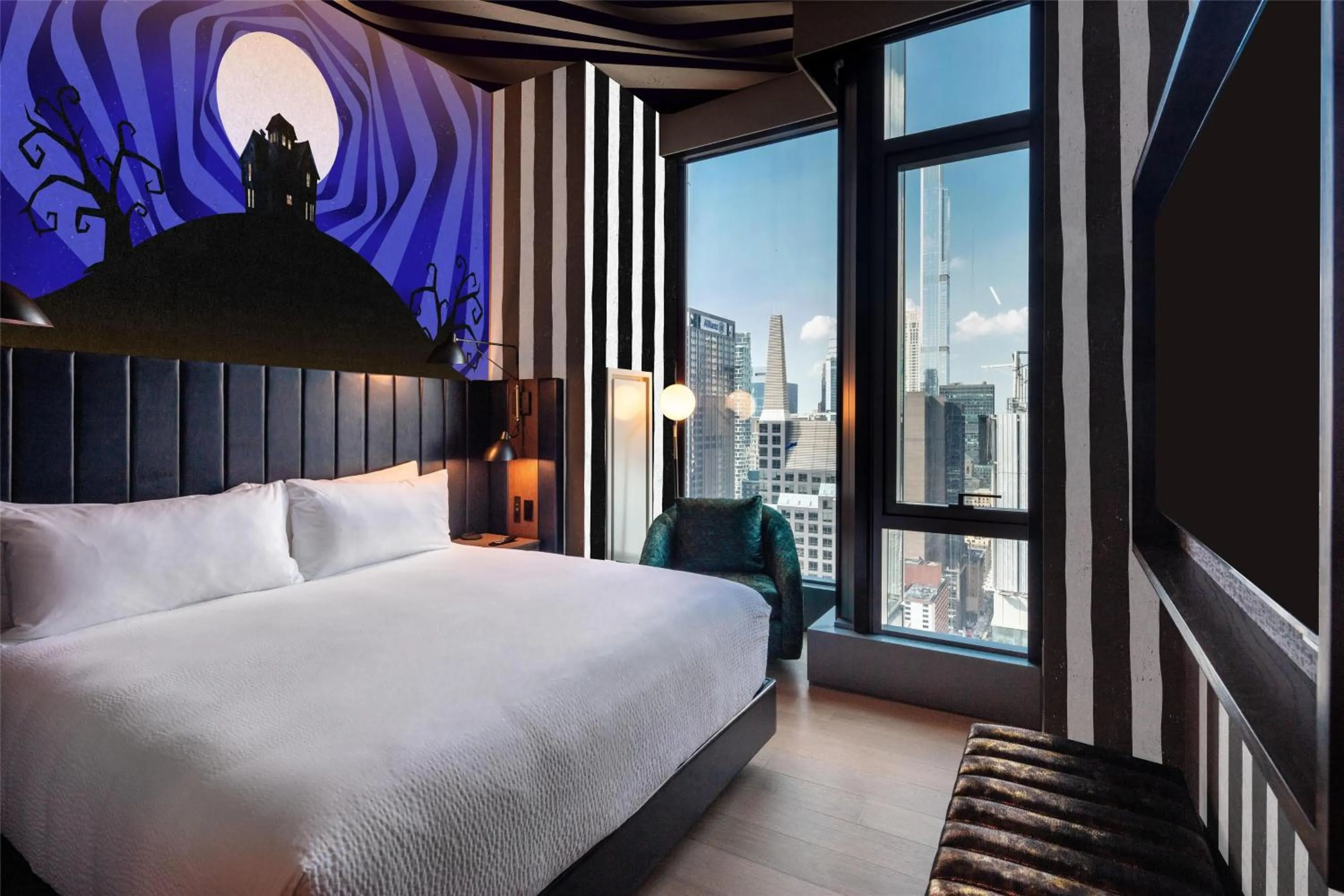 Bed in Tempo By Hilton New York Times Square