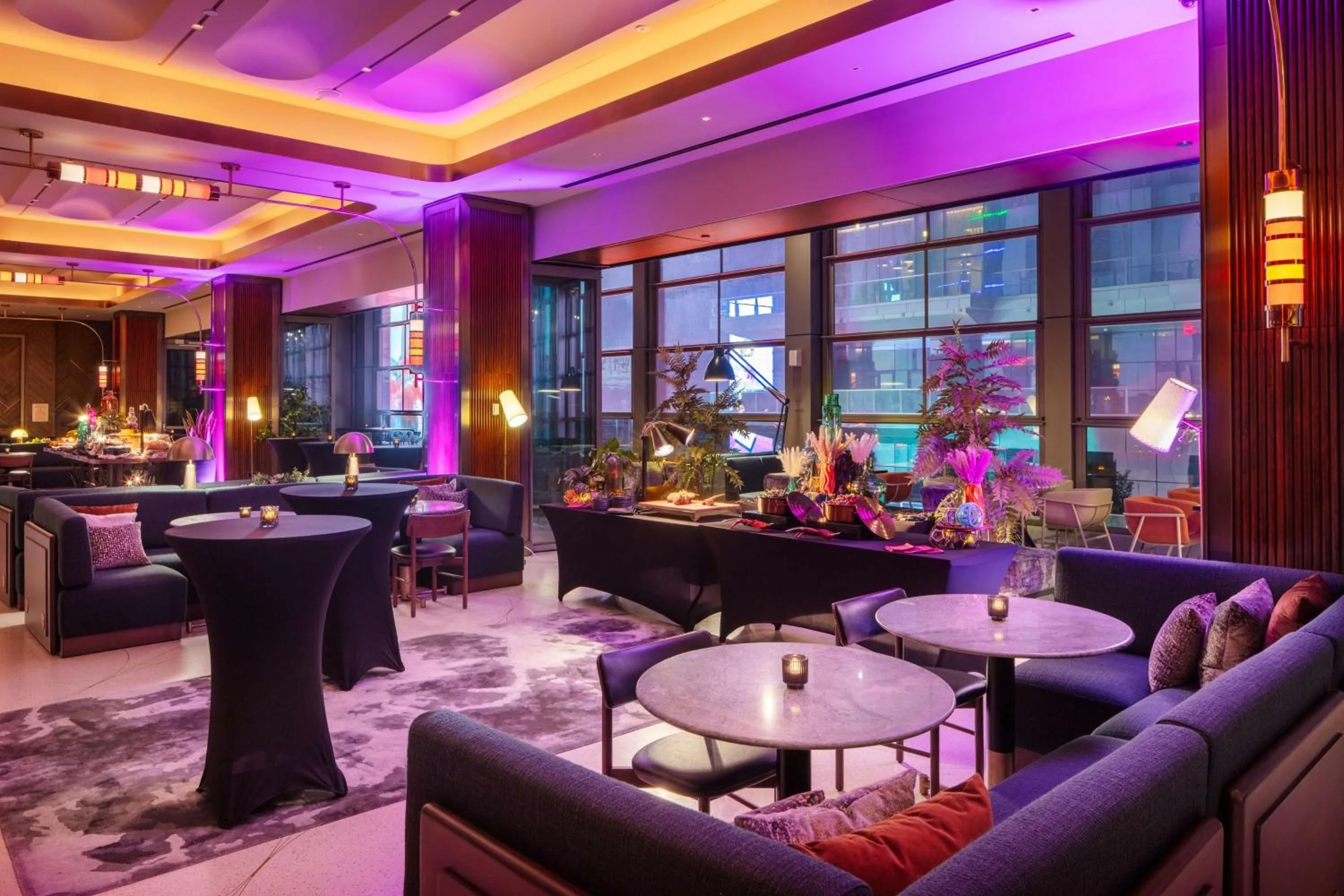 Restaurant/places to eat in Tempo By Hilton New York Times Square