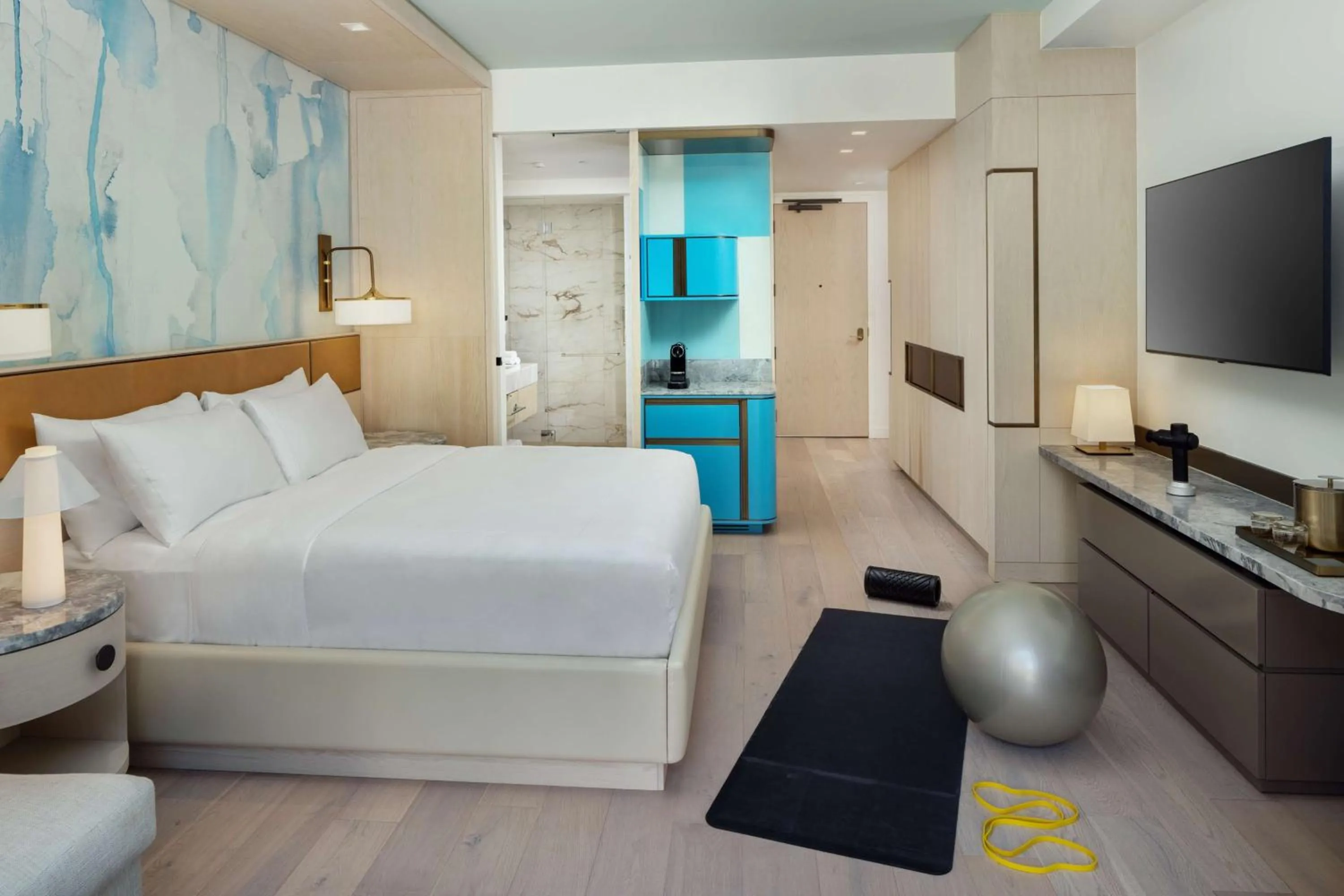 Photo of the whole room, Bed in Conrad Orlando