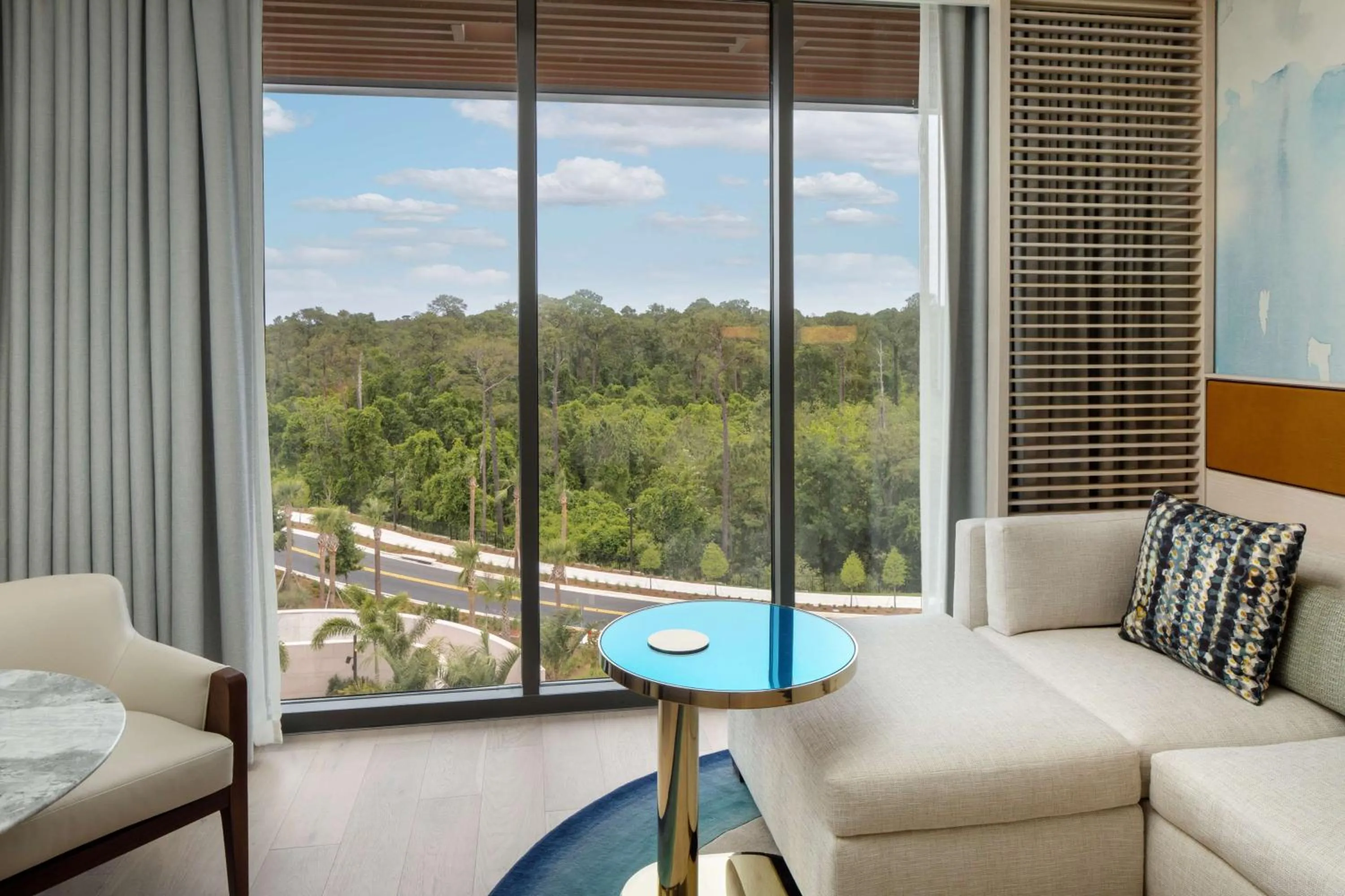 Living room in Conrad Orlando