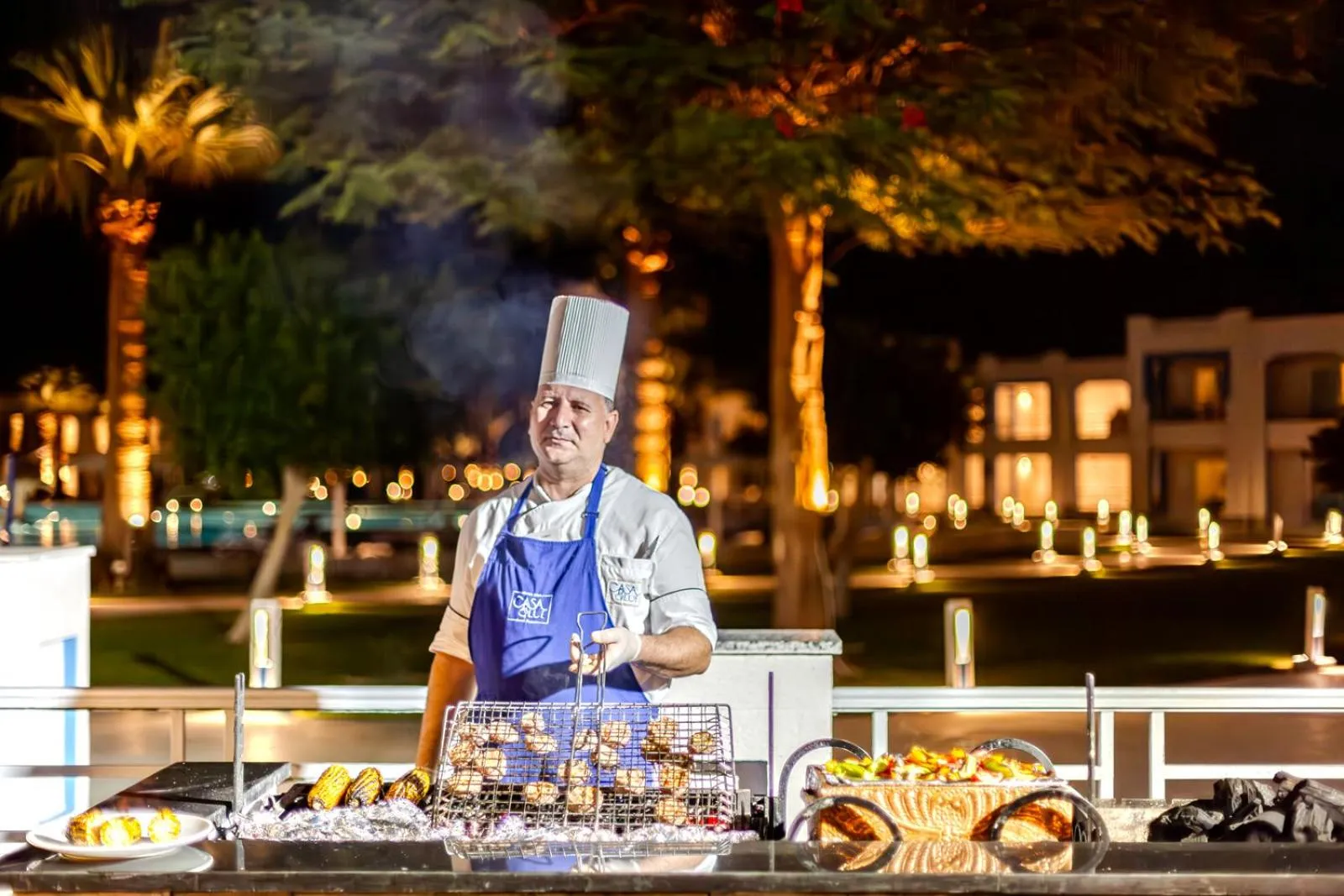 Restaurant/places to eat in Casa Blue Resort