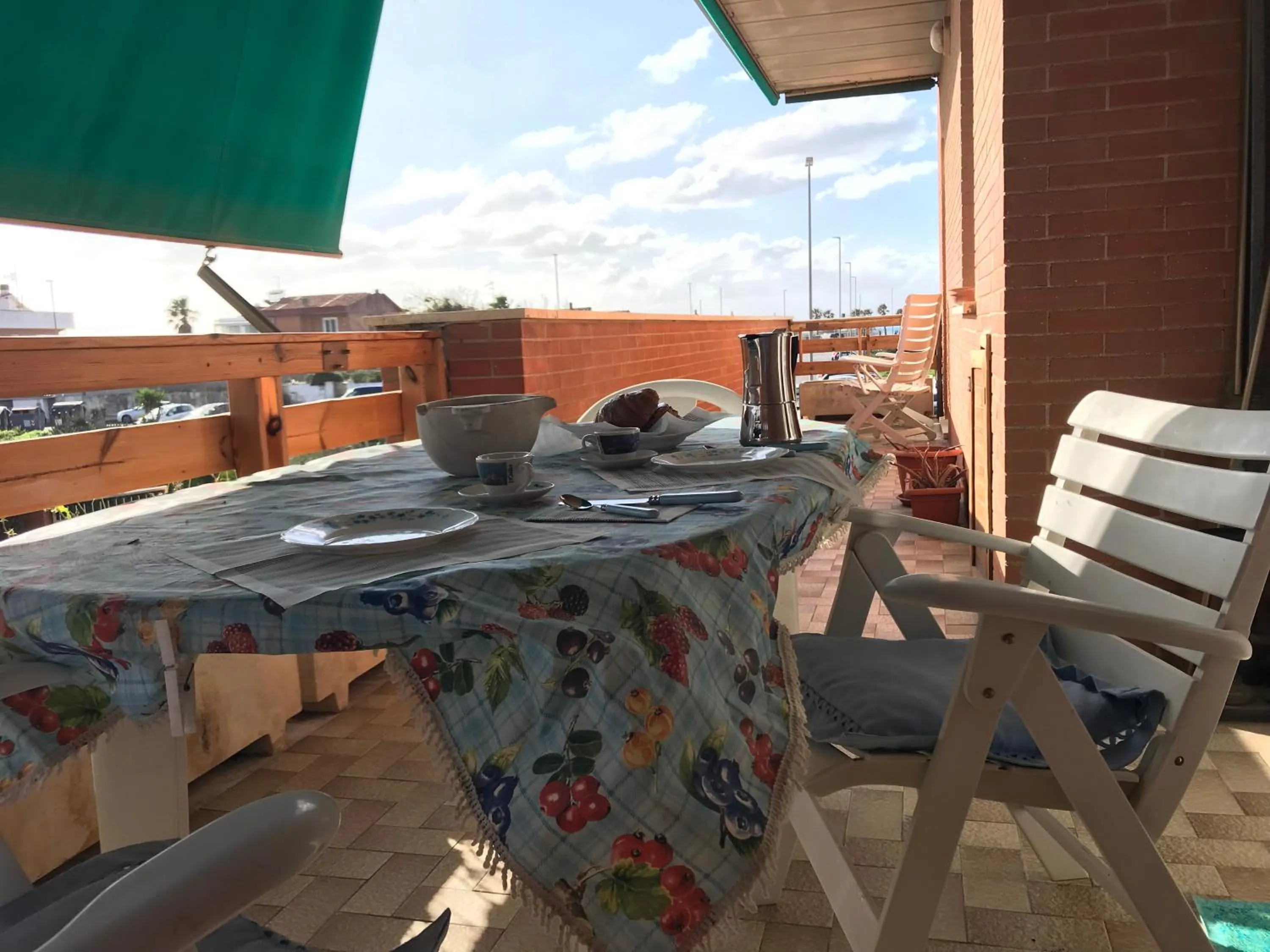 Balcony/Terrace in Stella Di Mare - ampio appartamento con DUE bagni - fronte mare