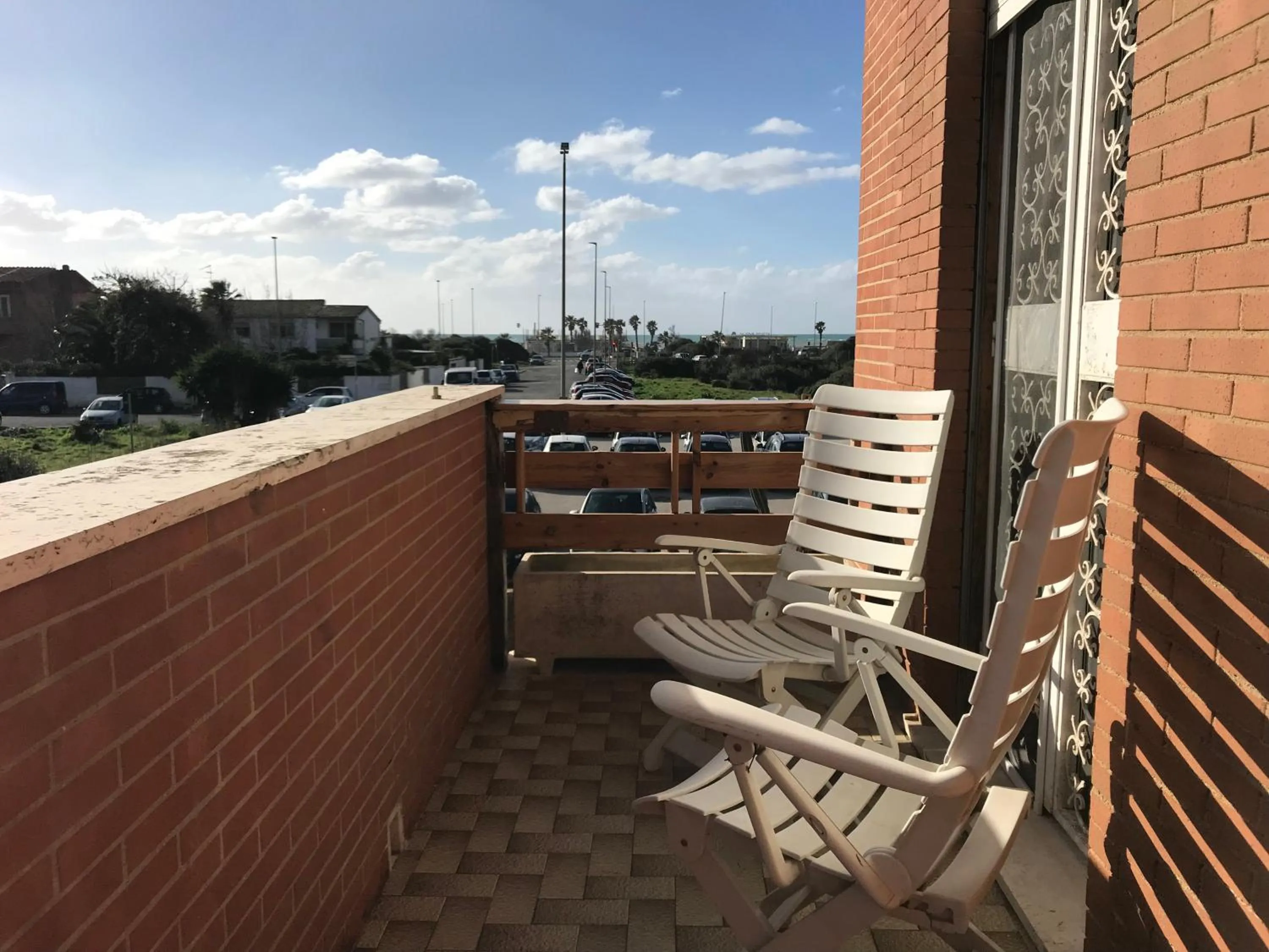 Patio in Stella Di Mare - ampio appartamento con DUE bagni - fronte mare