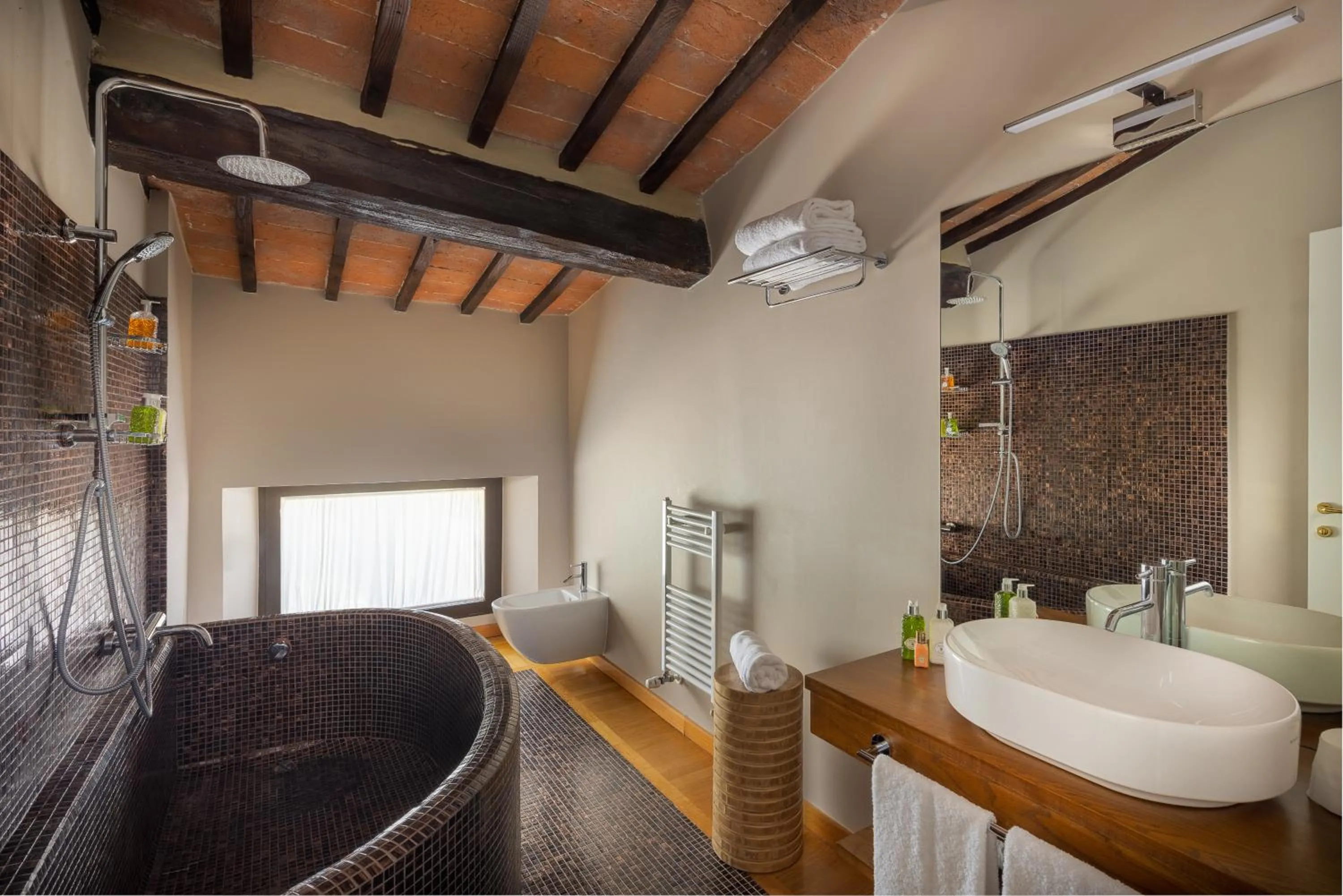 Bathroom in Precise Tale Poggio Alla Sala