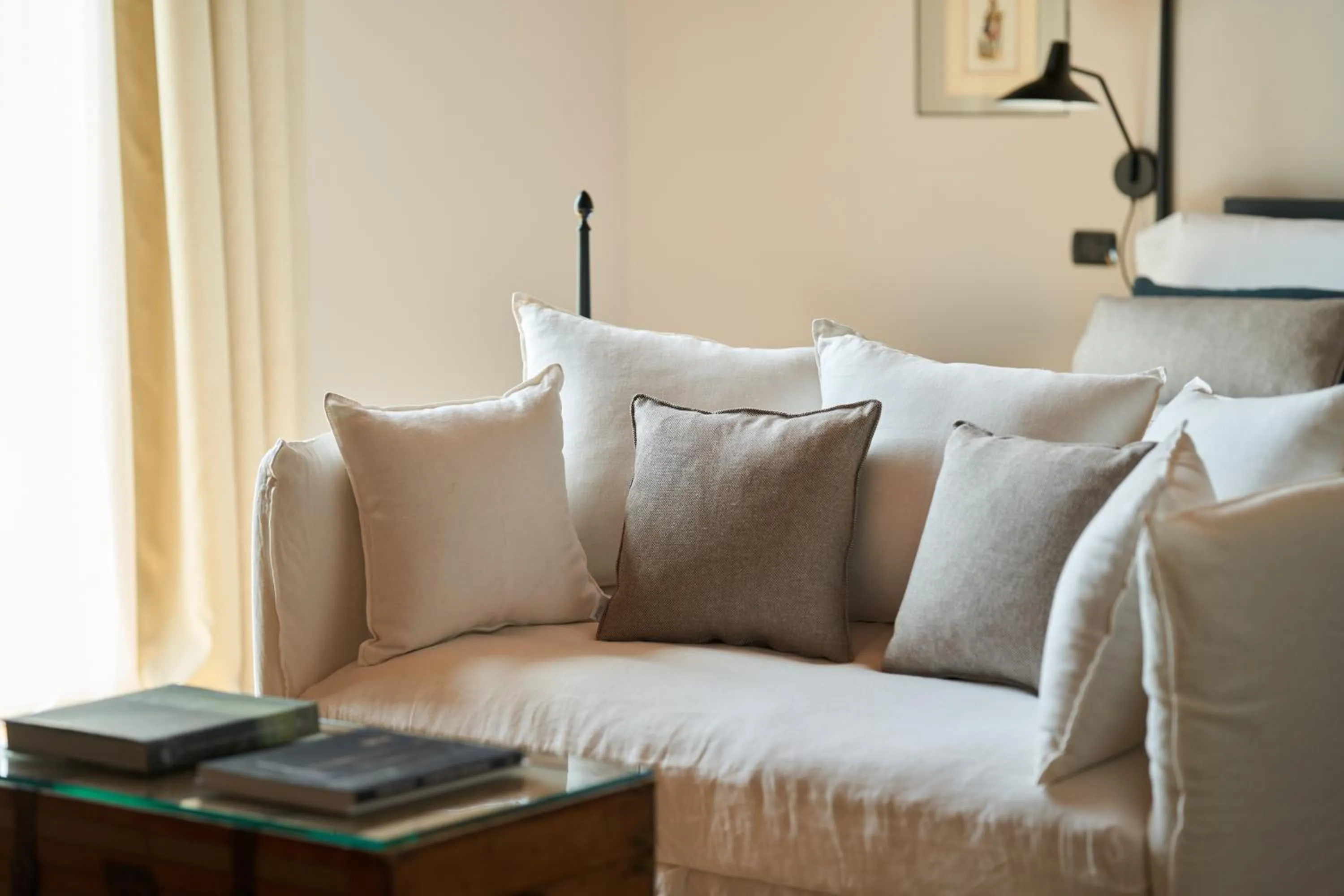 Seating area in Precise Tale Poggio Alla Sala