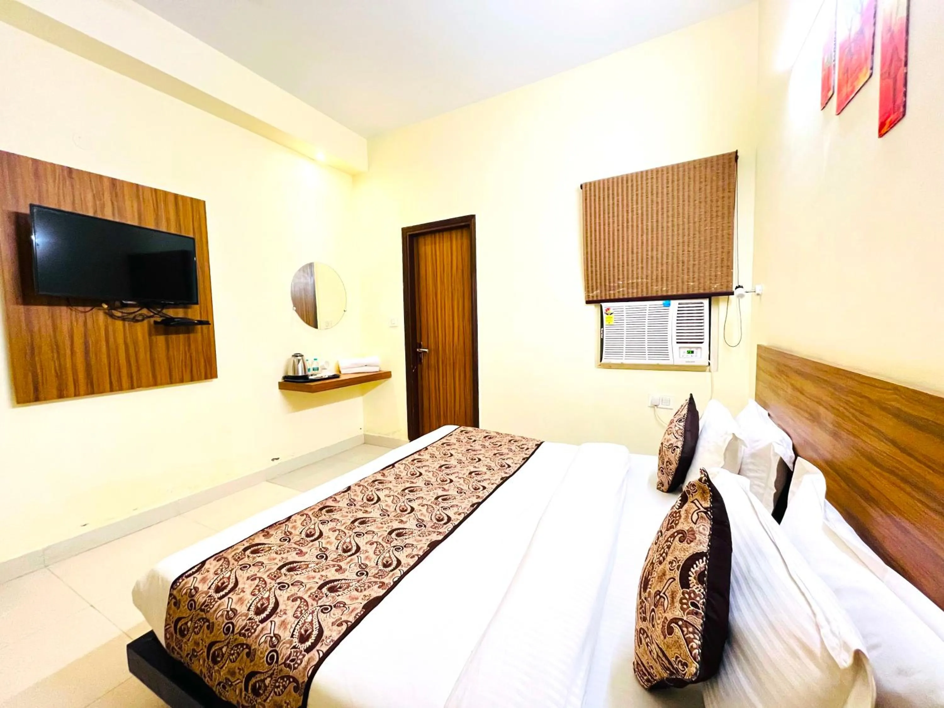 Bed in Ganga Ashoka Hotel Rishikesh