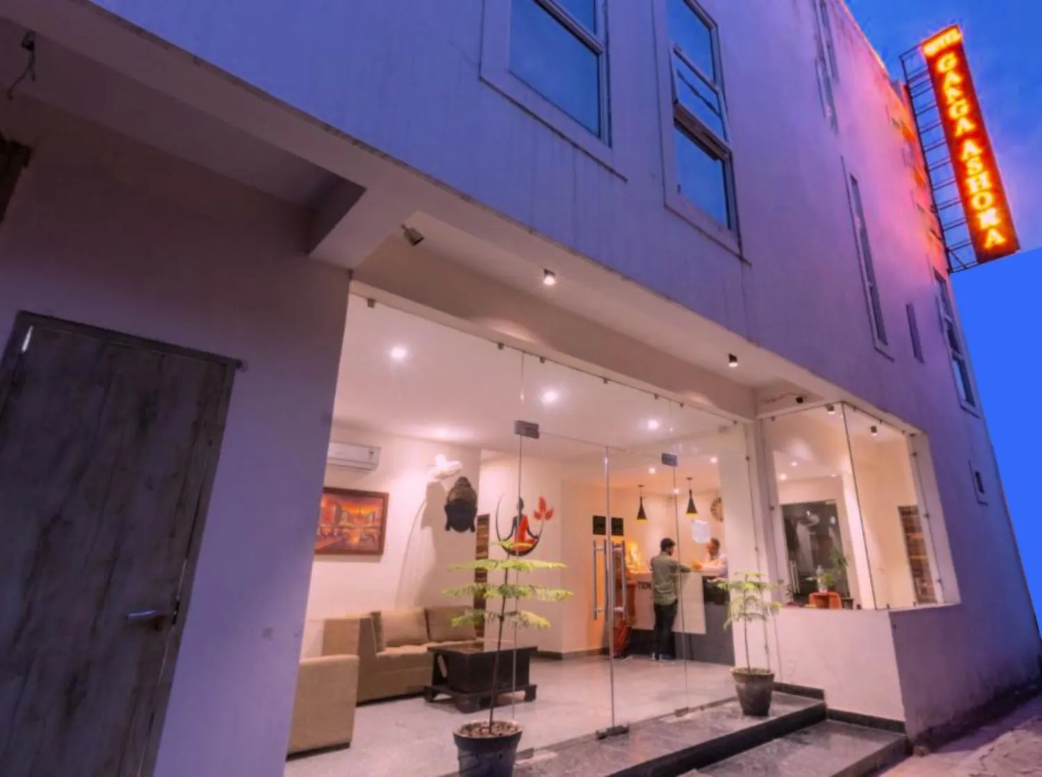 Property building in Ganga Ashoka Hotel Rishikesh