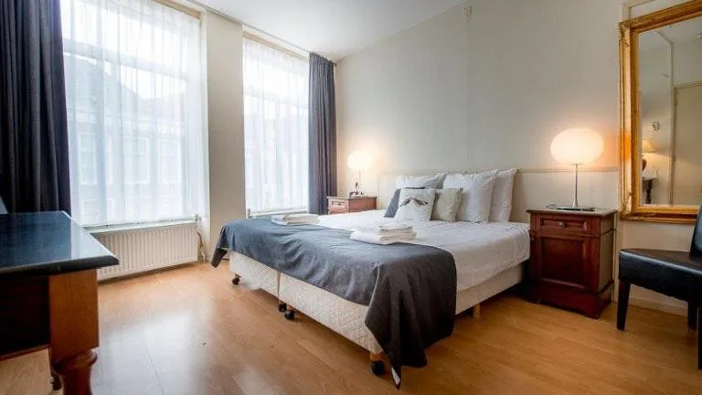 Bed in Stadsherberg de Wijnberg