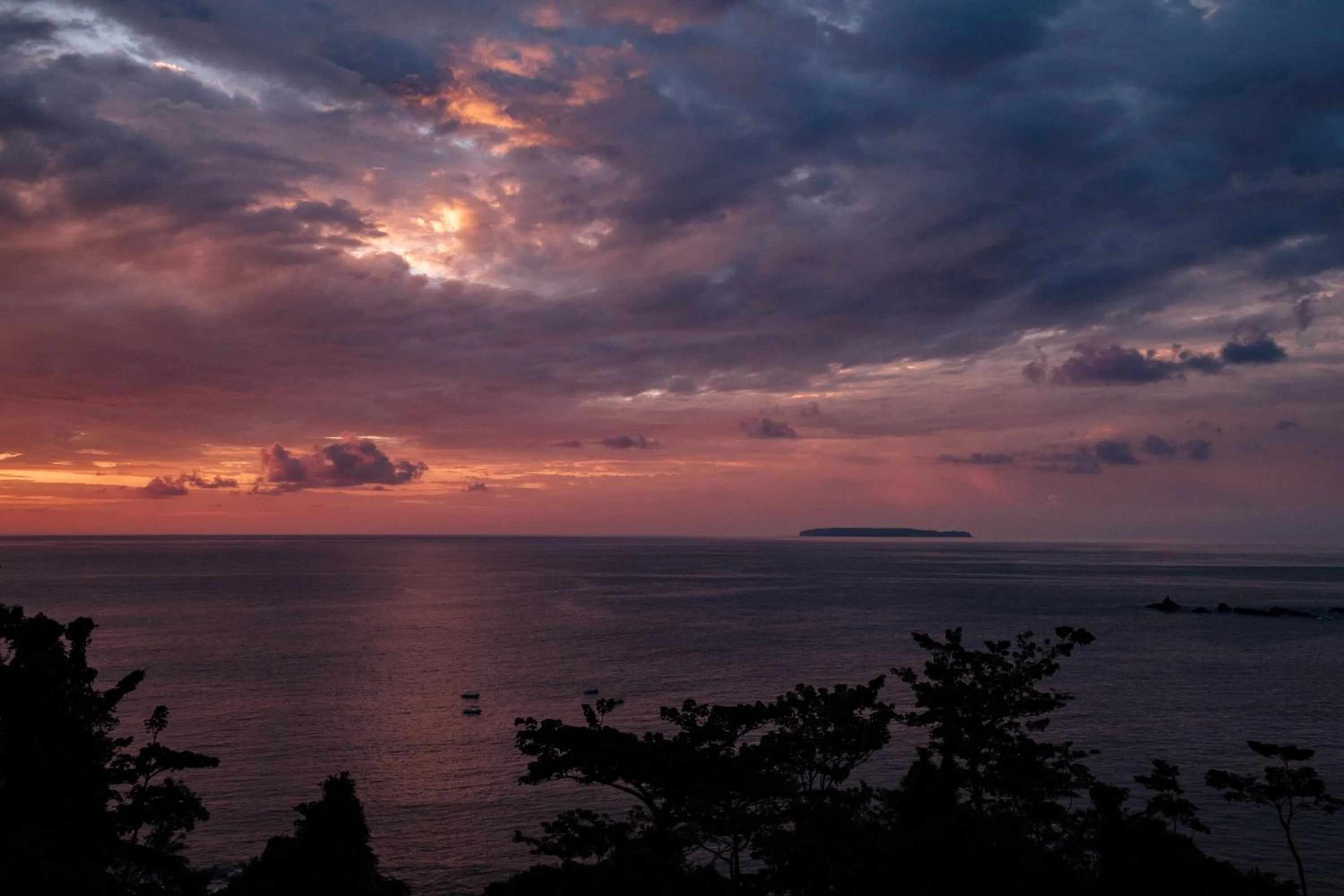 Natural landscape in Corcovado Wilderness Lodge by SCP