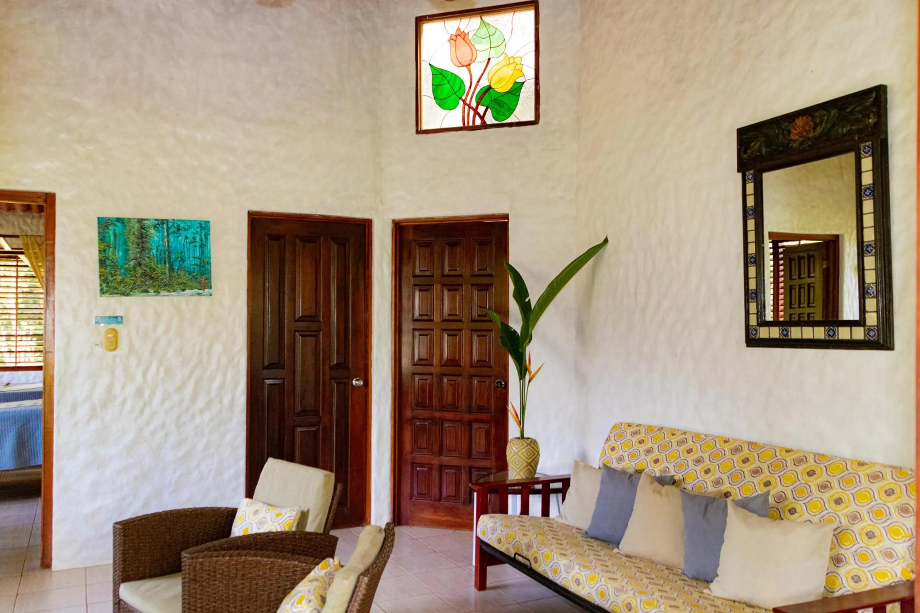 Living room in Corcovado Wilderness Lodge by SCP