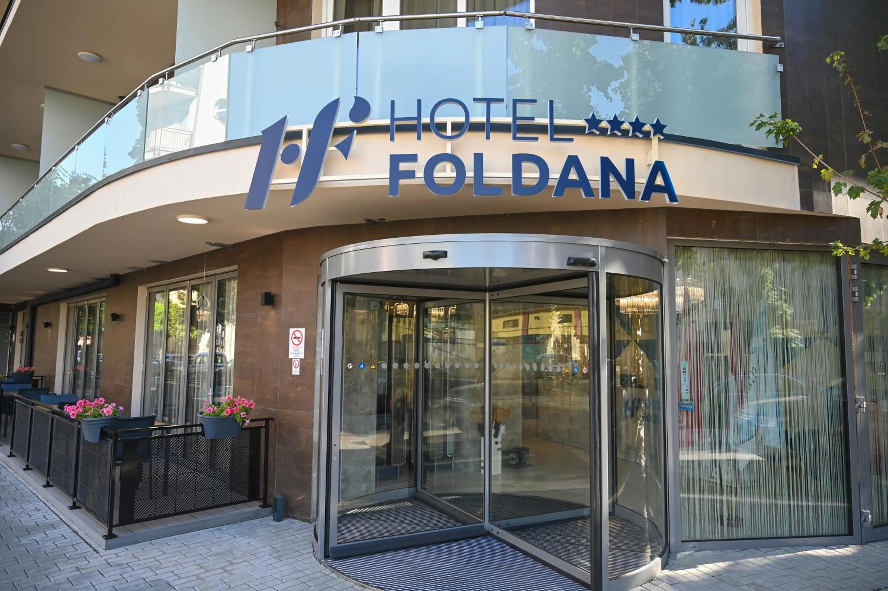 Property building in Hotel Foldana