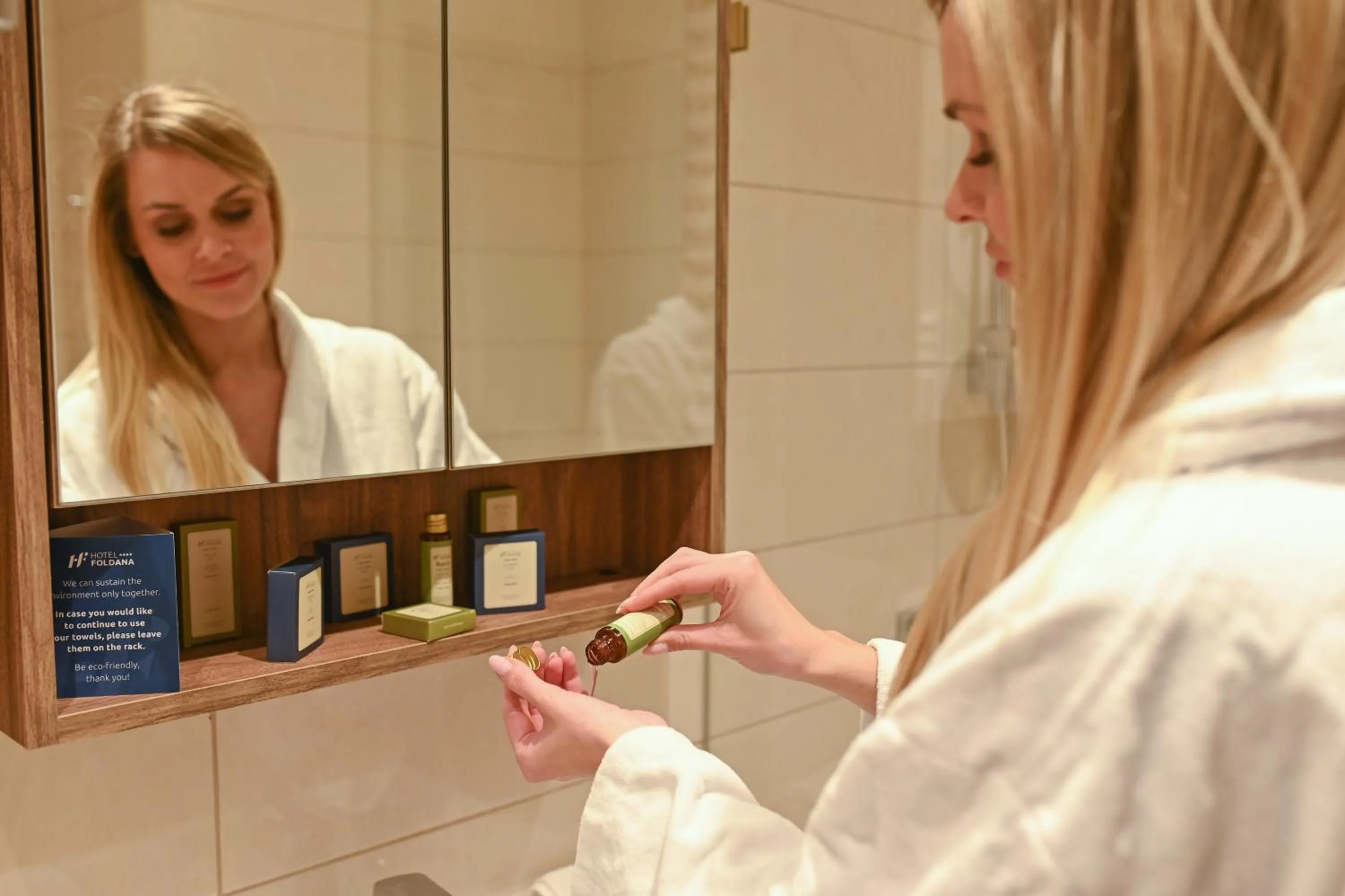 Bathroom in Hotel Foldana