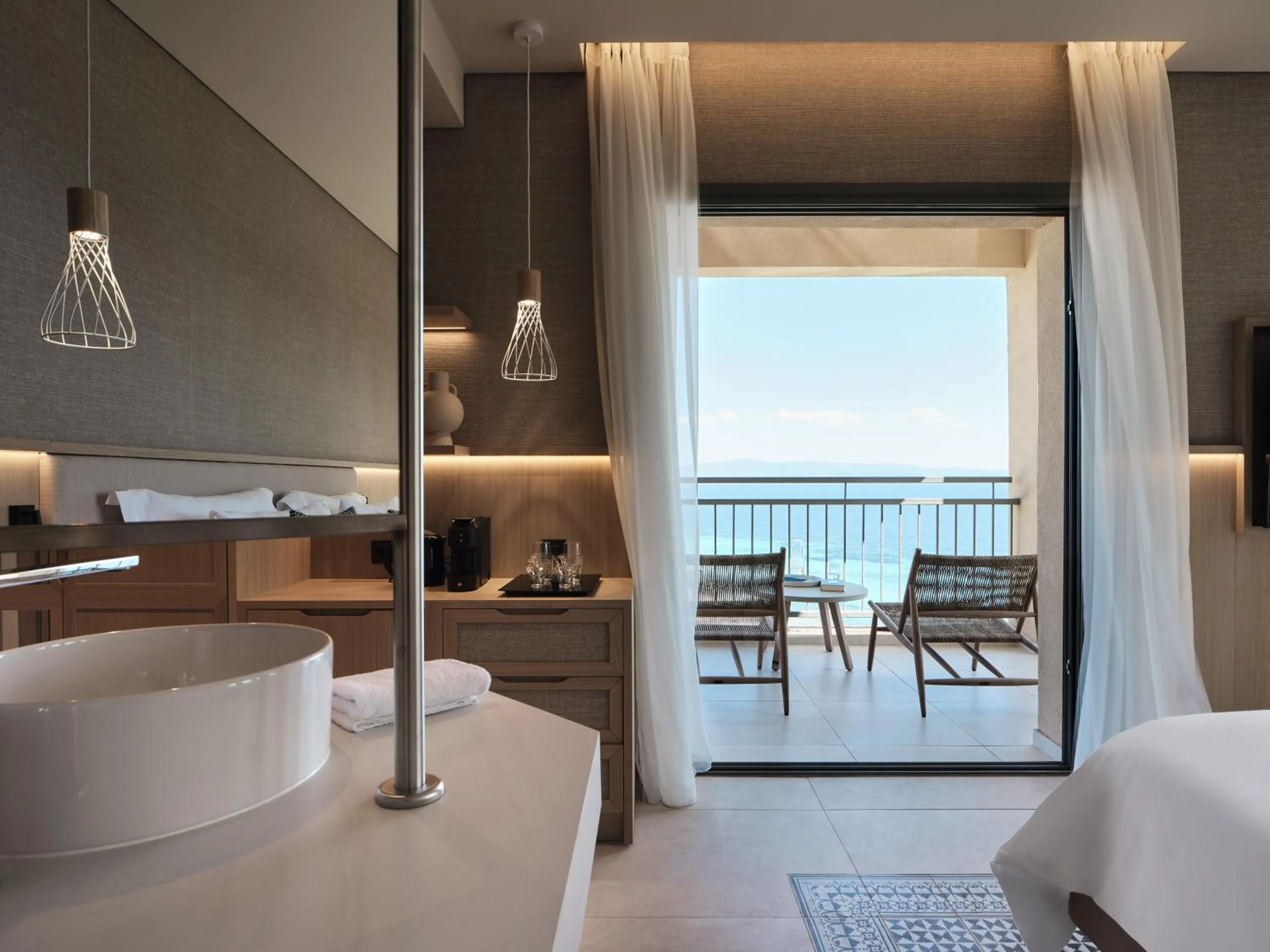 View (from property/room), Bed in Cora Hotel & Spa