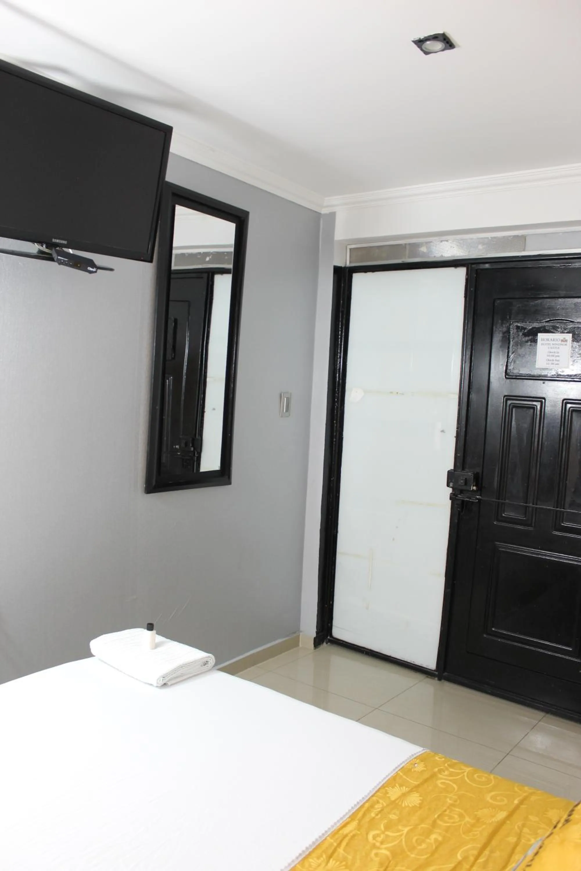 Bed in Hotel Windsor Castle Bogotá