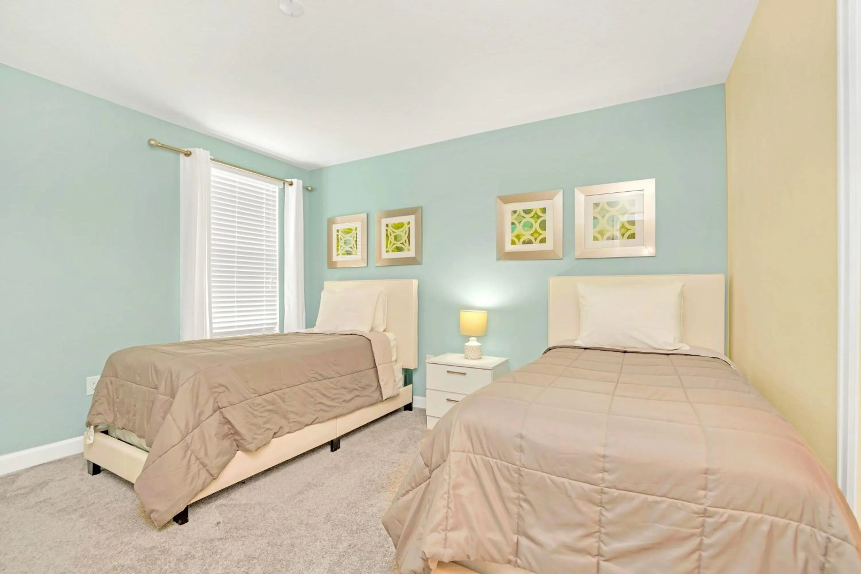 Bed in Stunning 8BR Home with BBQ Pool and Theater