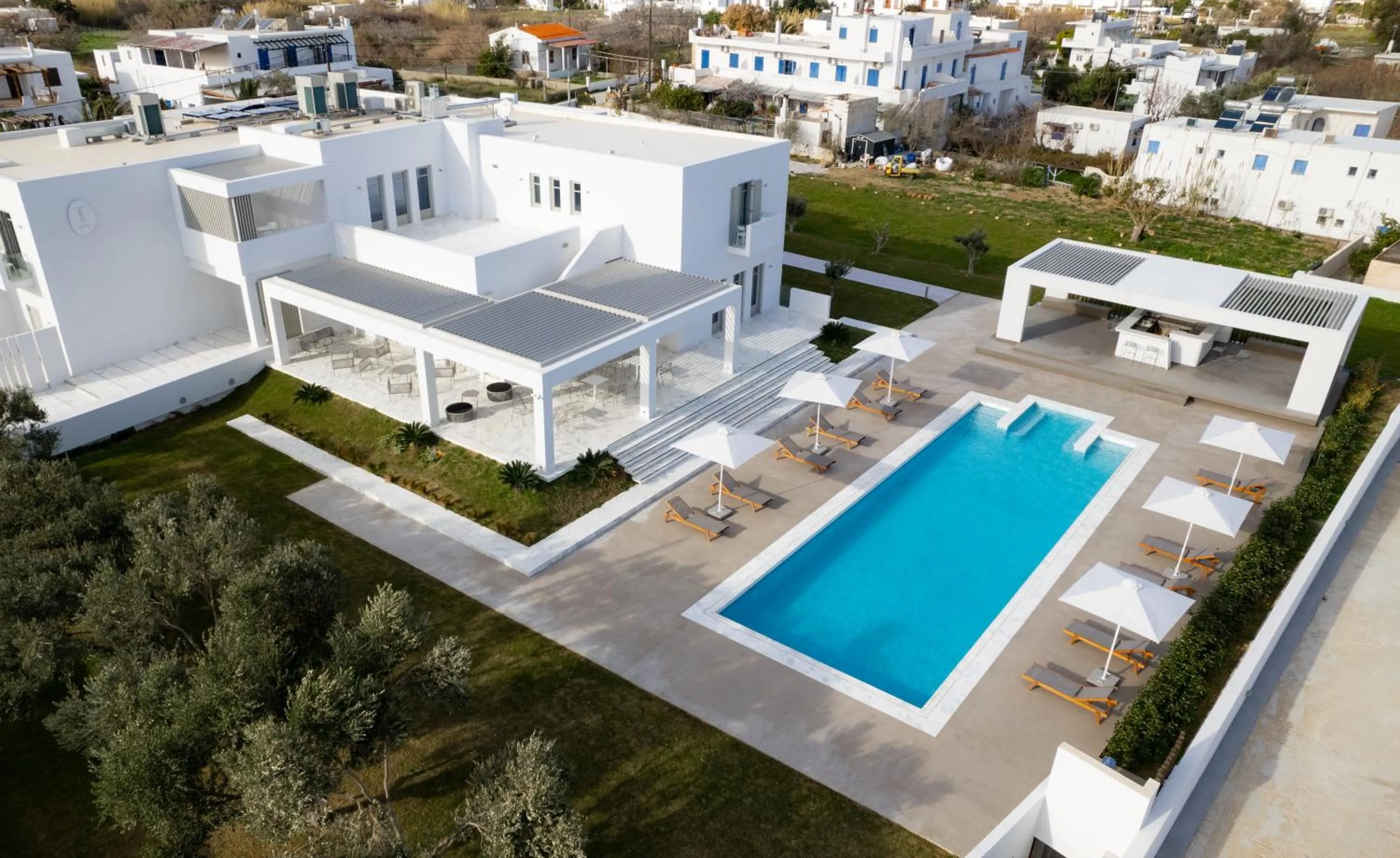 Property building in Tzanis Resort Skyros
