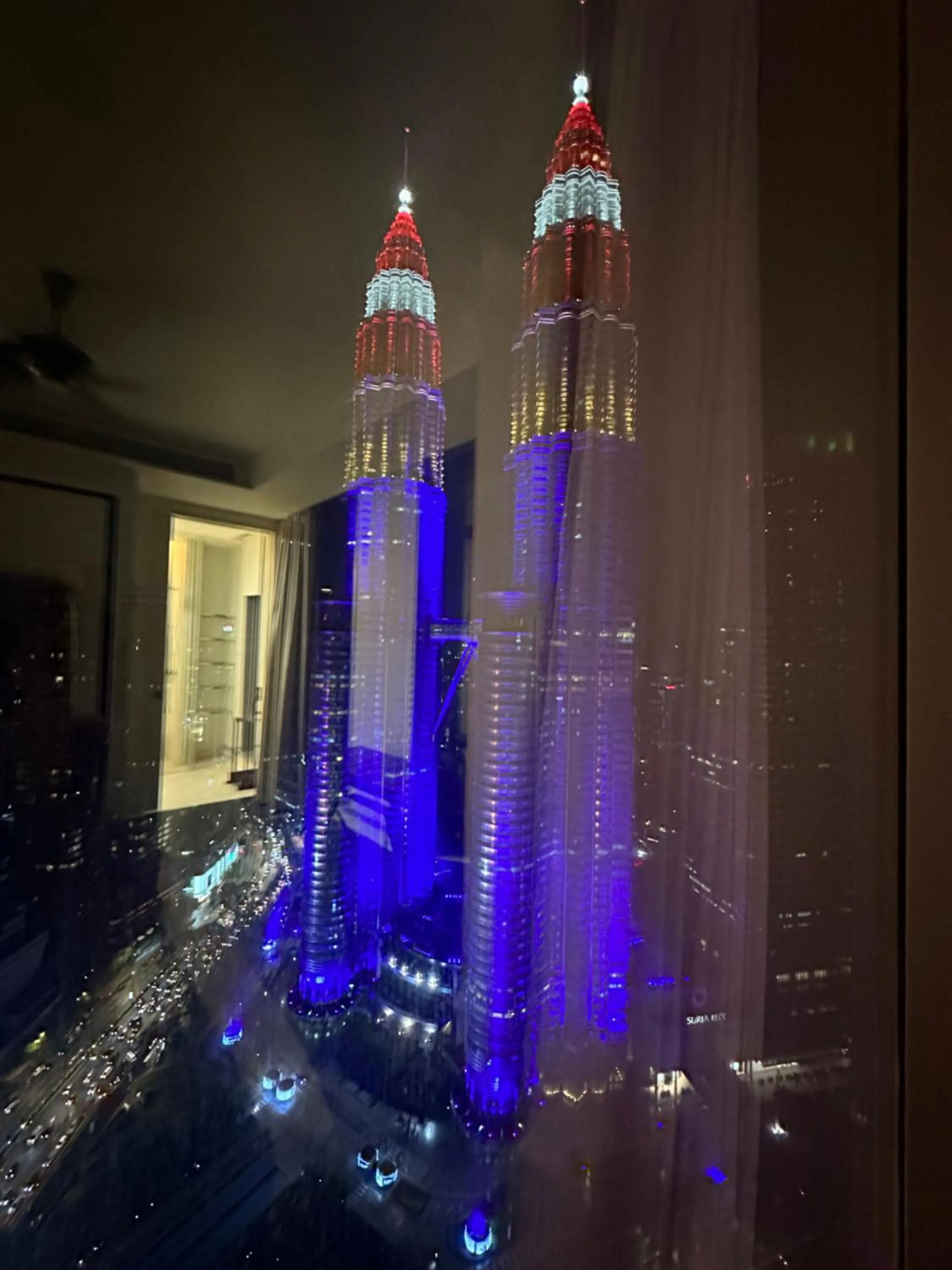 Night in Tropicana The Residence Klcc By Sky World