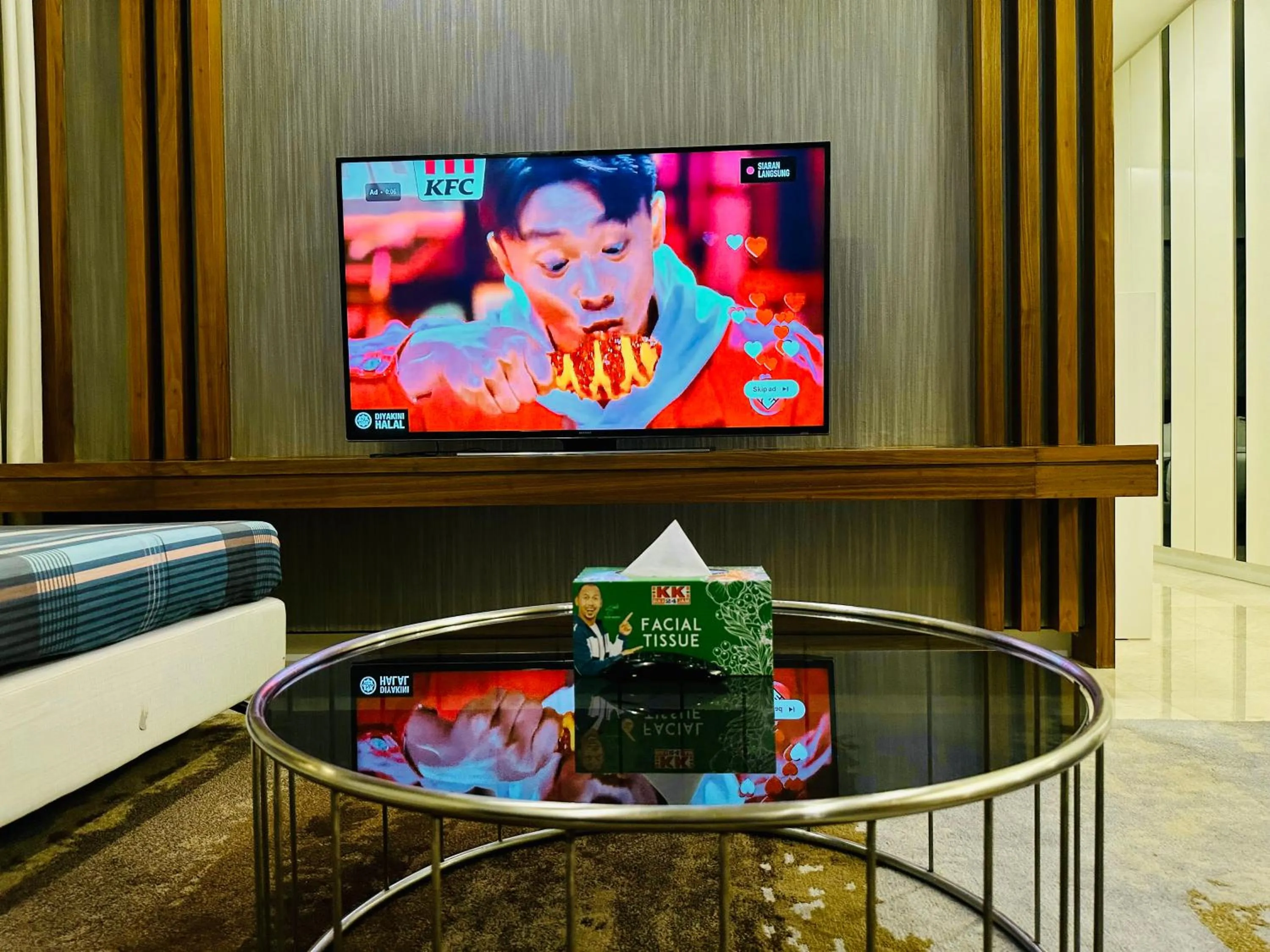 TV and multimedia in Tropicana The Residence Klcc By Sky World