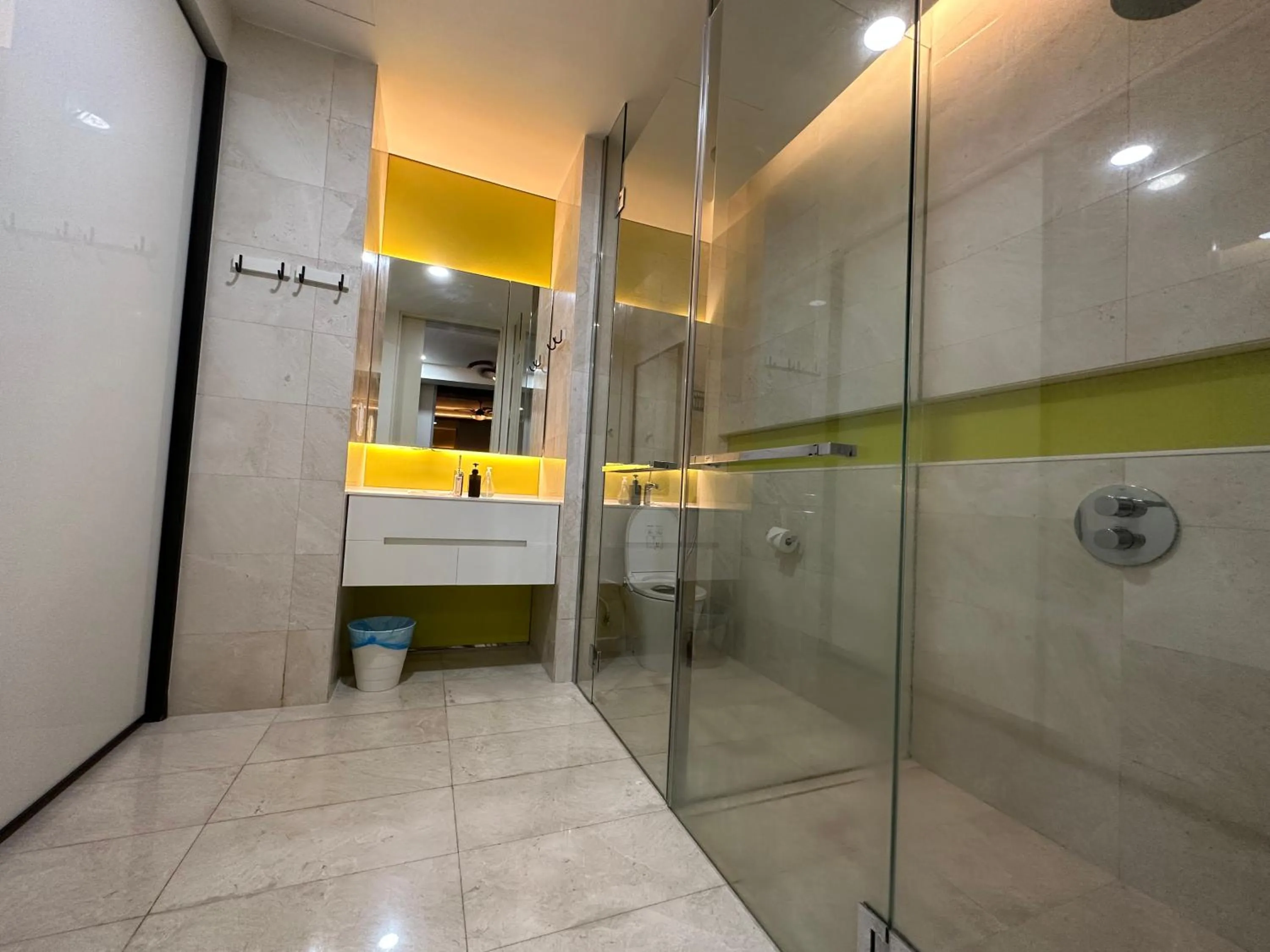 Shower in Tropicana The Residence Klcc By Sky World