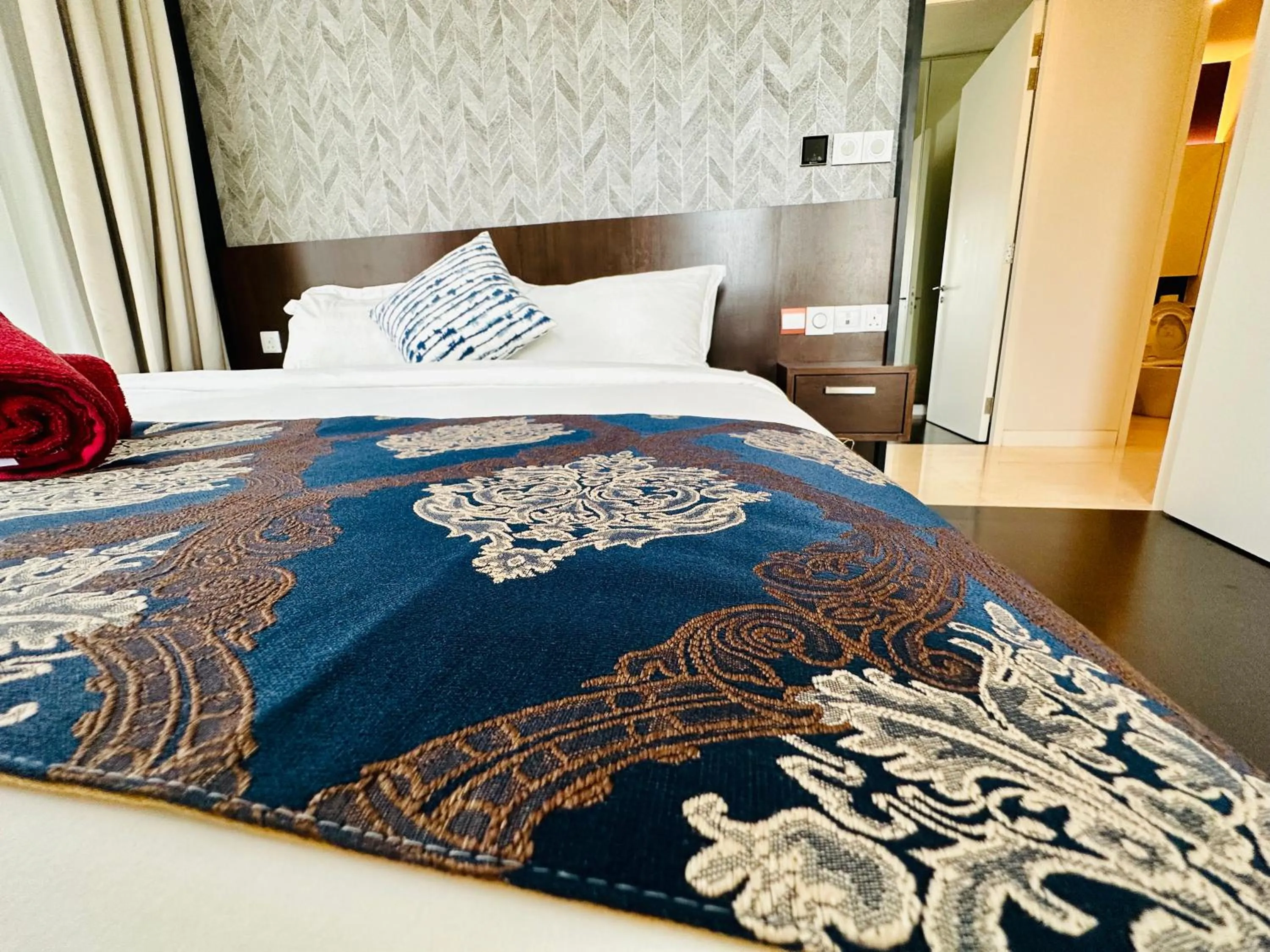 Bed in Tropicana The Residence Klcc By Sky World