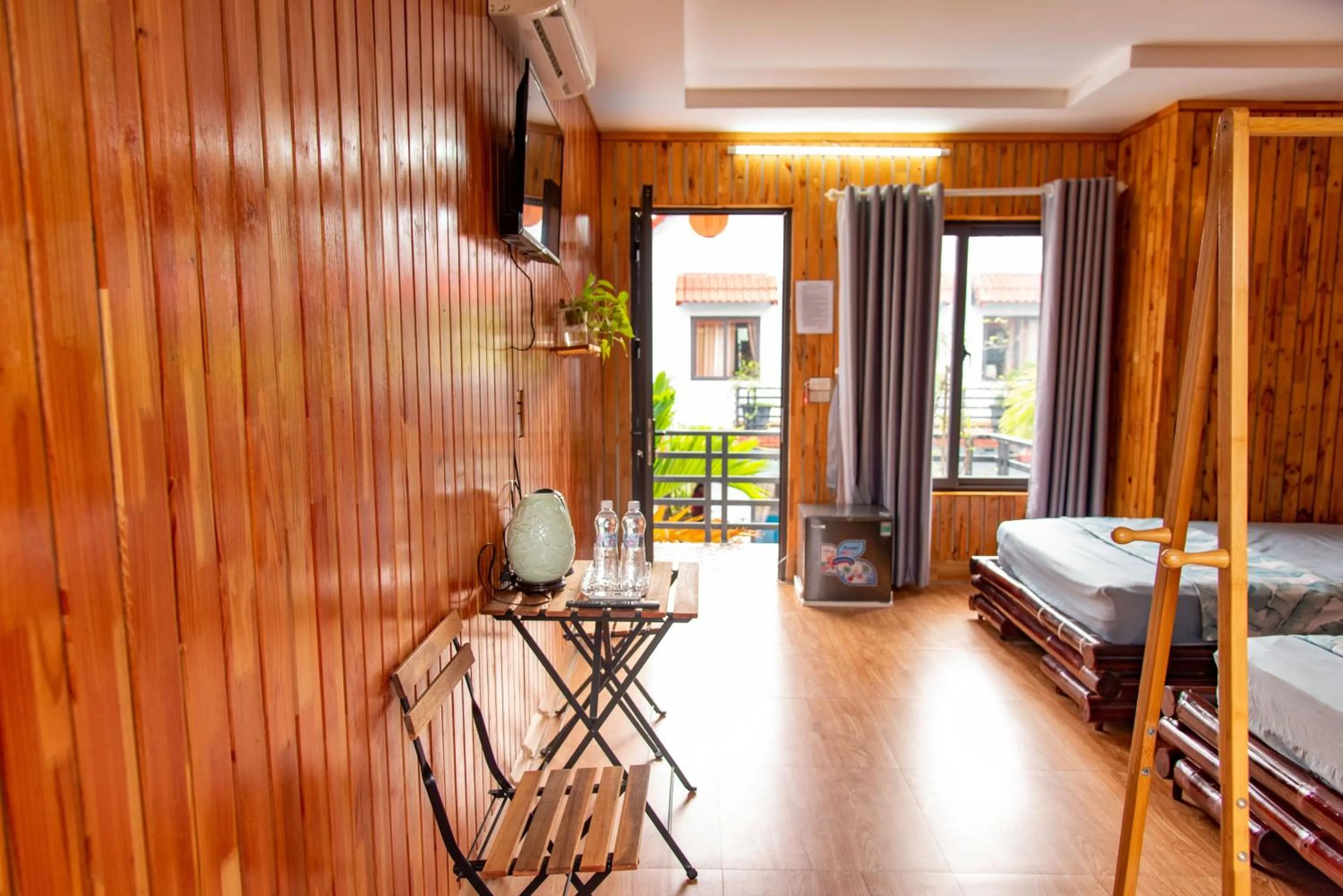 View (from property/room), Bed in Tam Coc Mandala Villa & Homestay