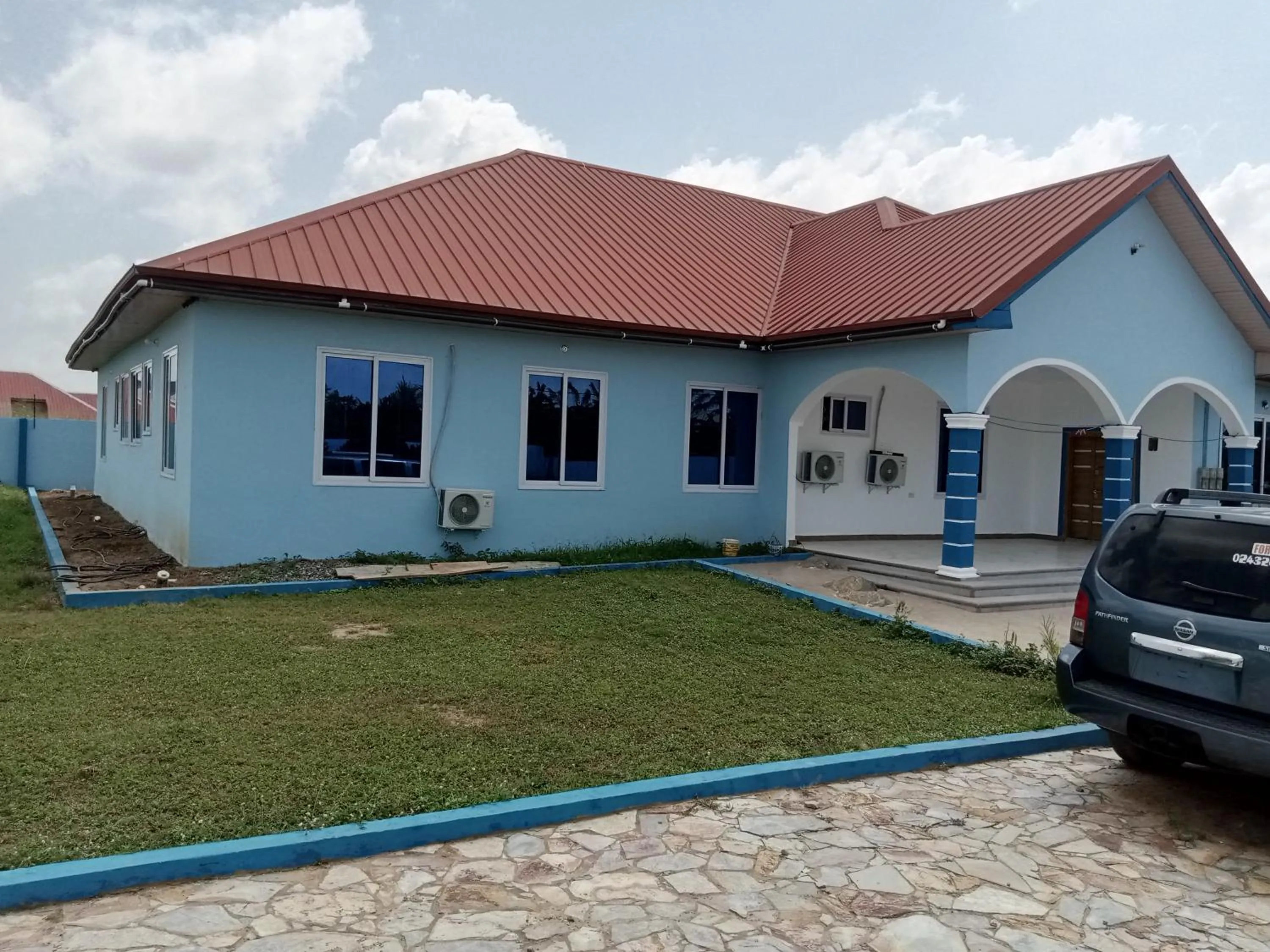 Dexxy's Palace Hotel