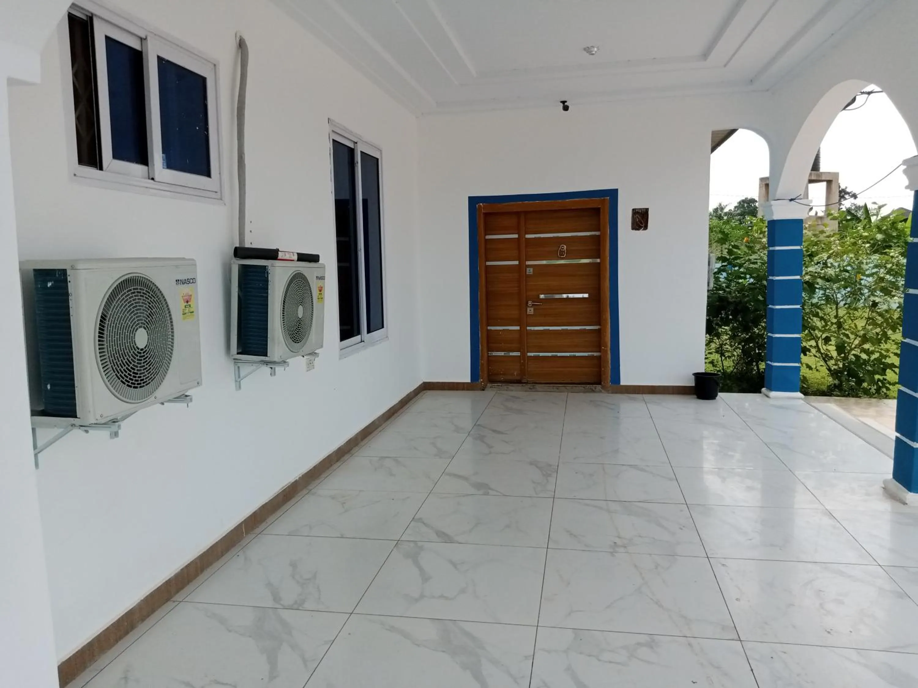 Dexxy's Palace Hotel