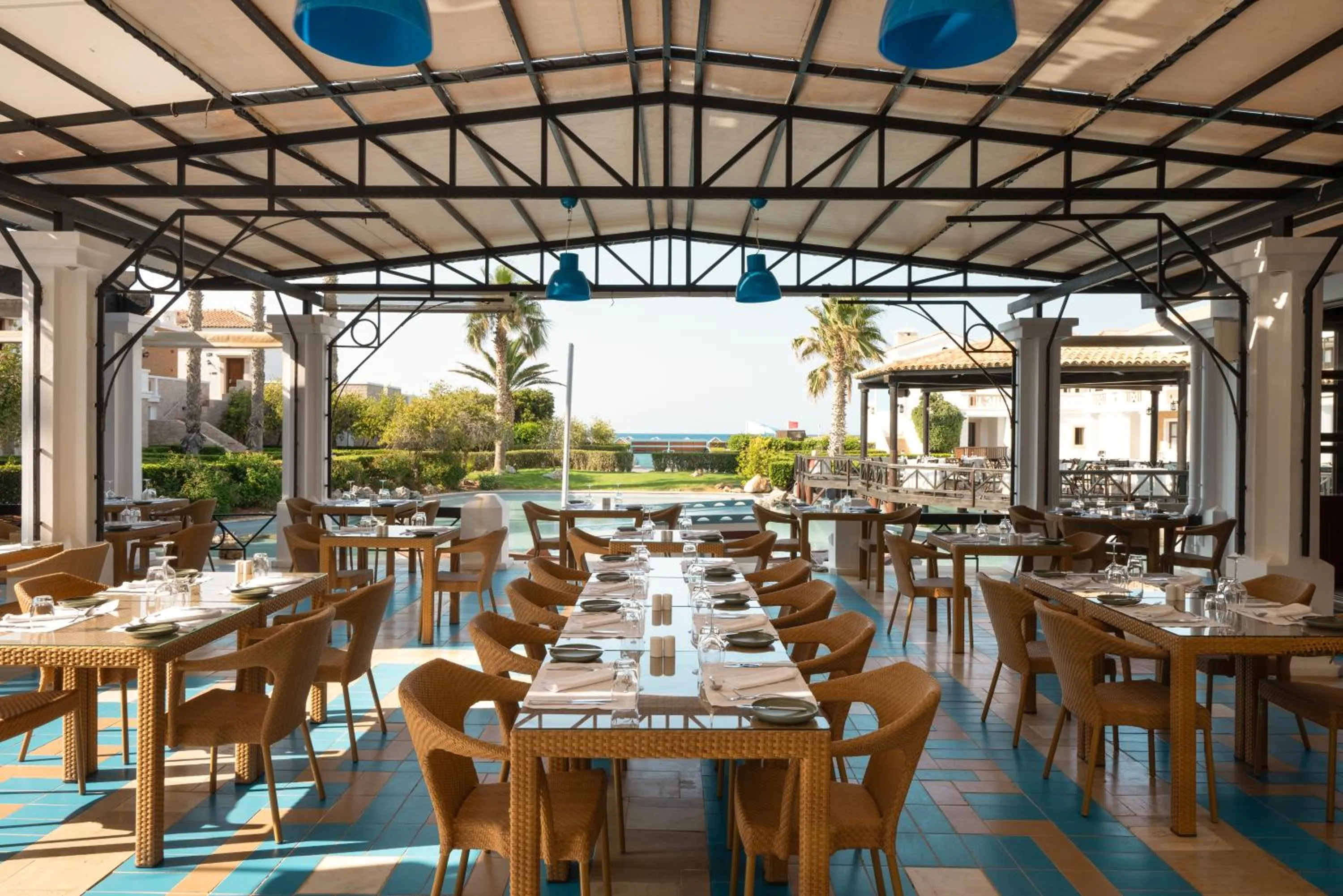 Restaurant/places to eat in Mitsis Royal Mare