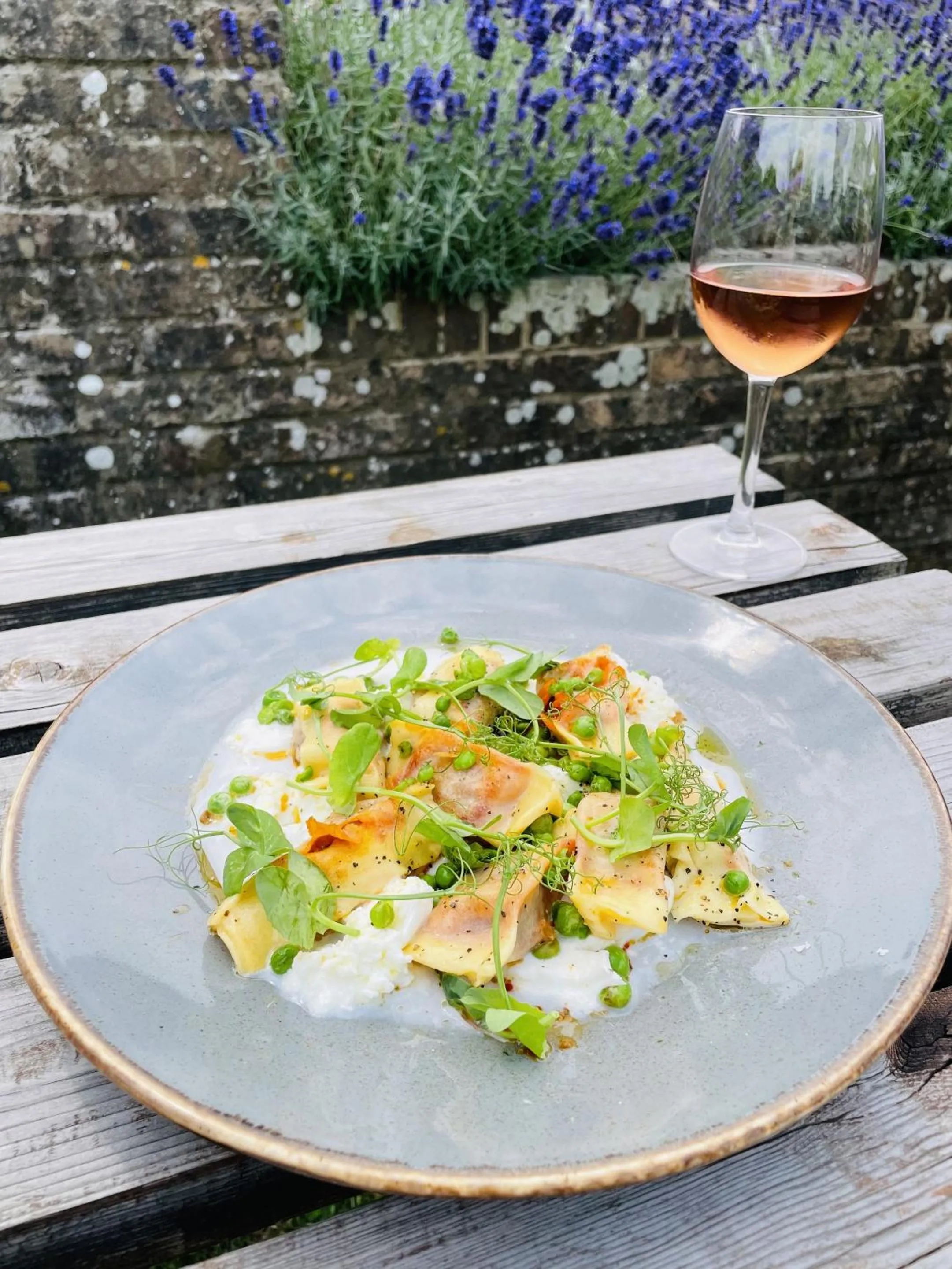 Food and drinks in The Greyhound Inn