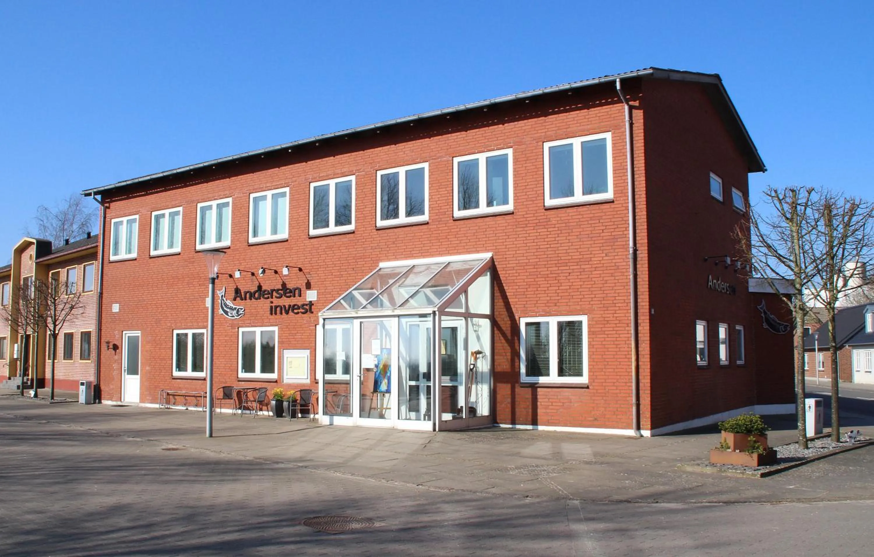 Property building in rooms for rent Andersen Invest