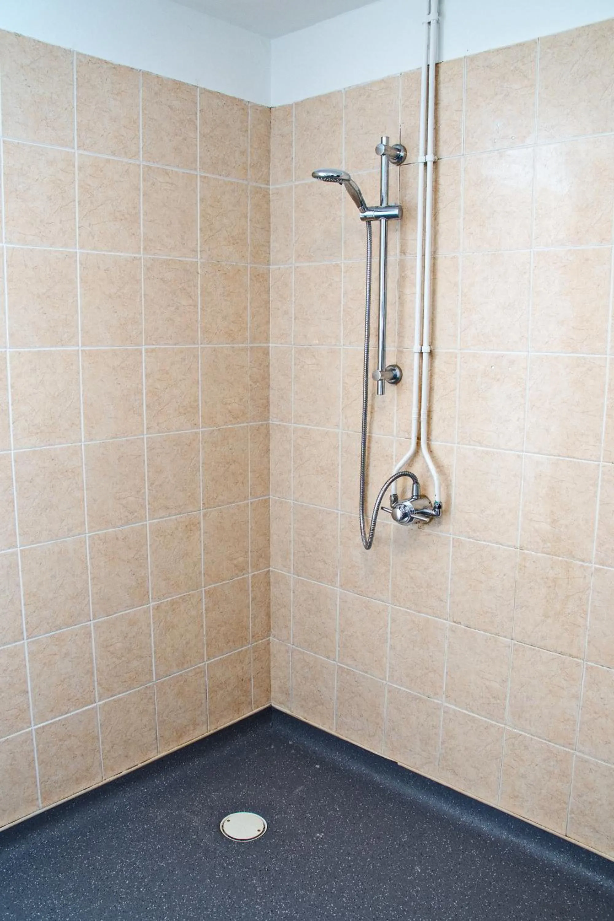 Shower in Host & Stay - Clacton Coastal Hideaway