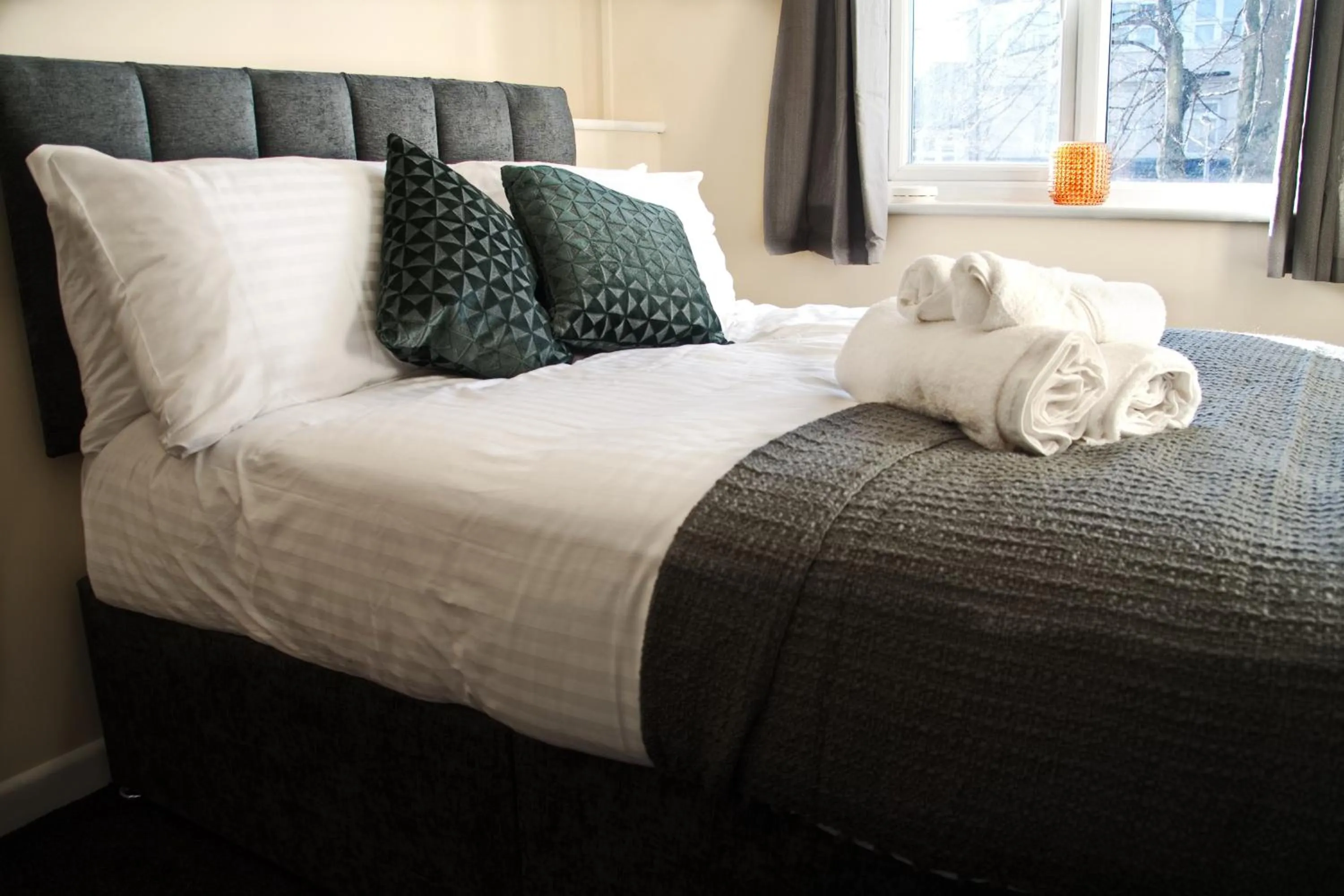 Bed in Host & Stay - Clacton Coastal Hideaway