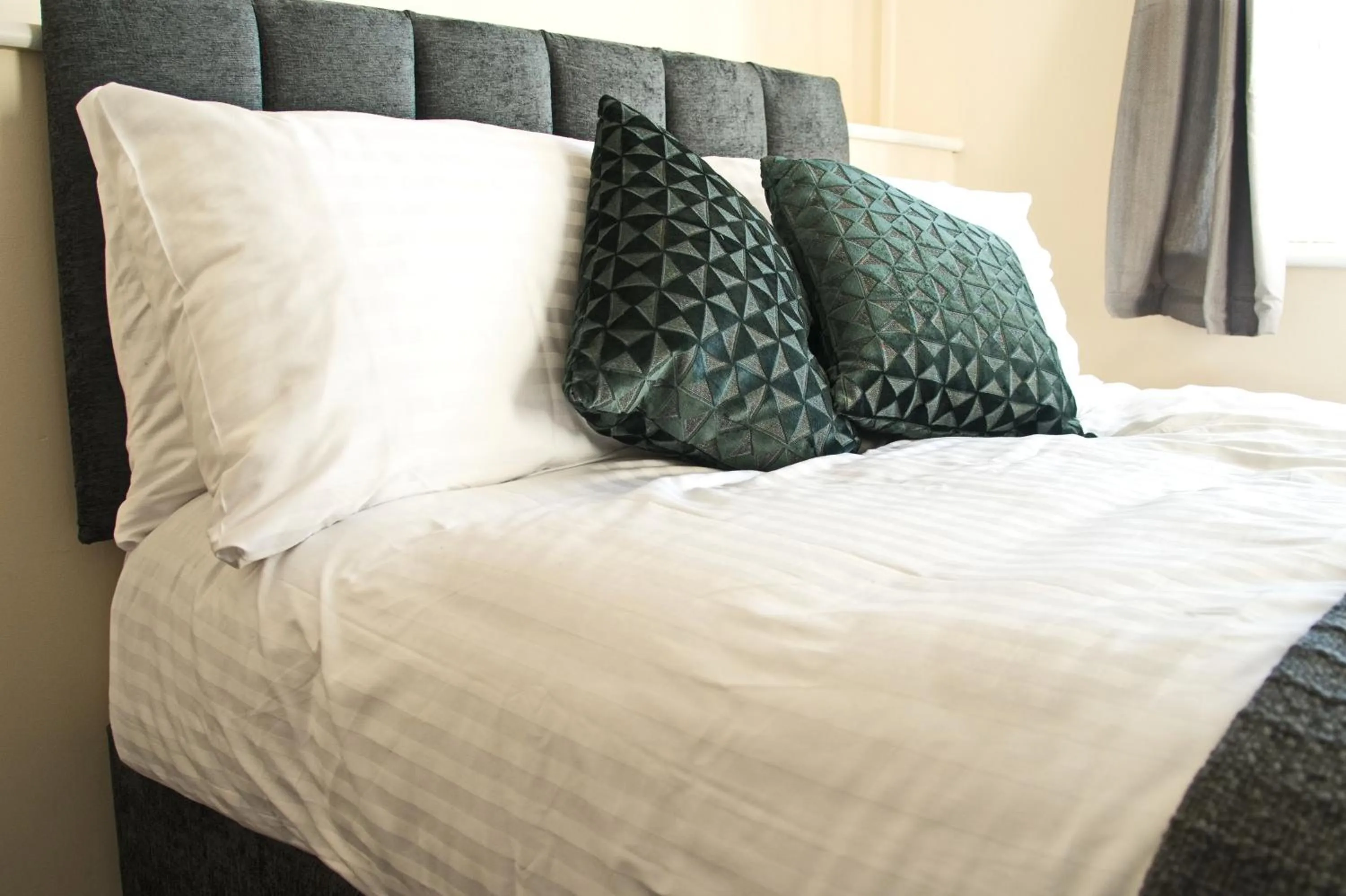 Bed in Host & Stay - Clacton Coastal Hideaway