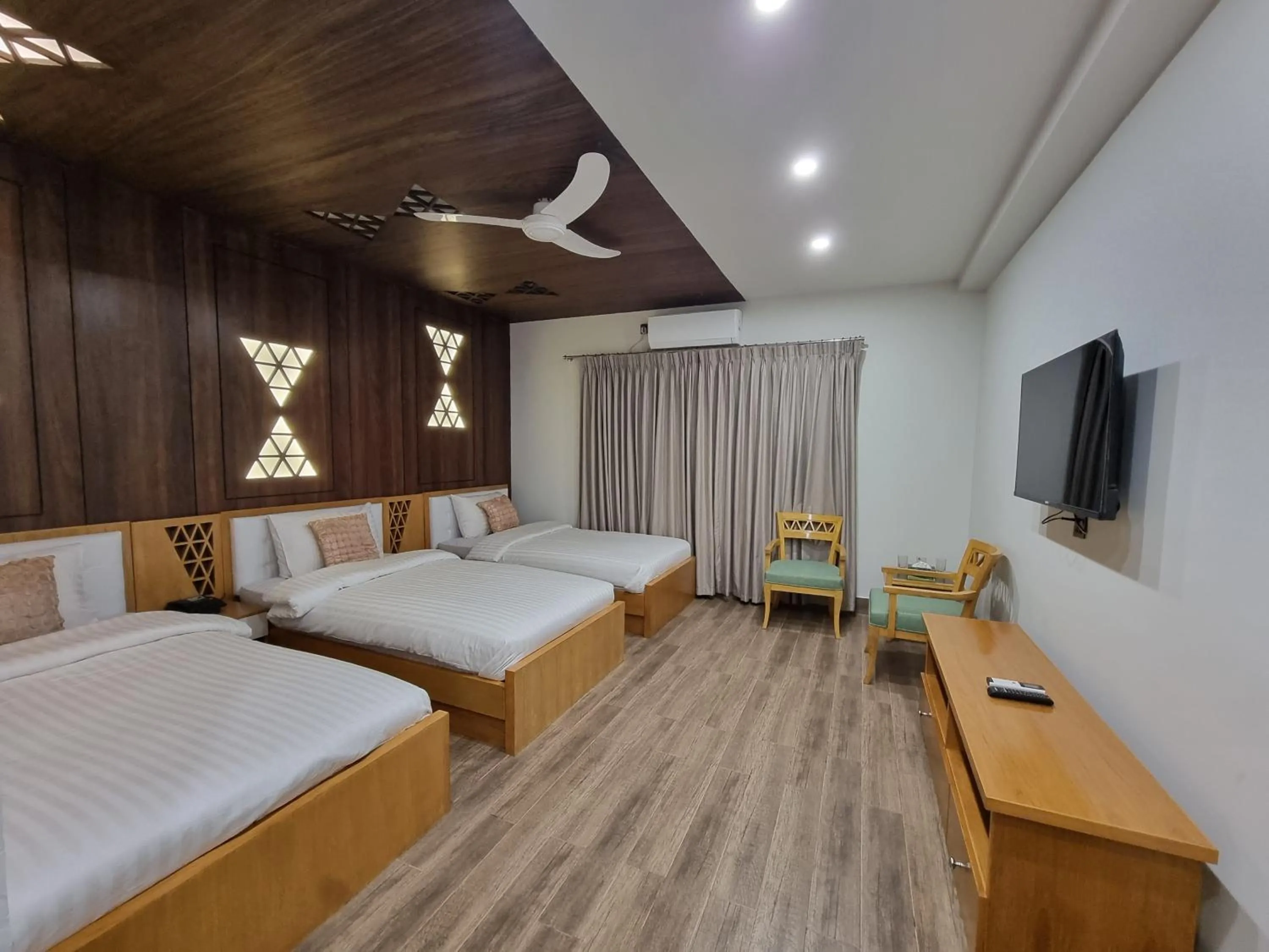 Bed in Grand Hotel Quetta