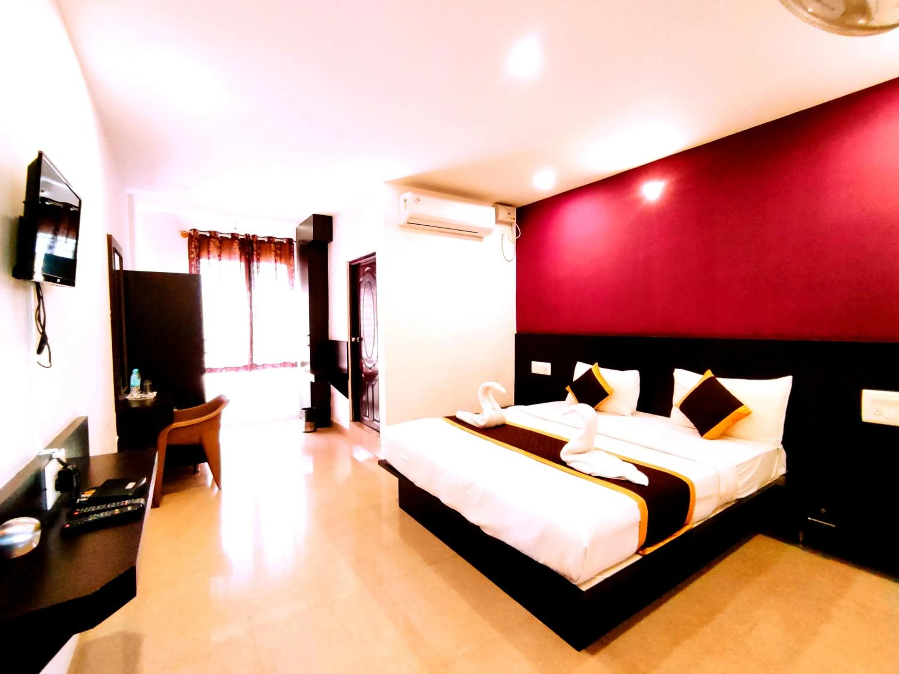 Bedroom, Bed in Yuvraj Galaxy Inn