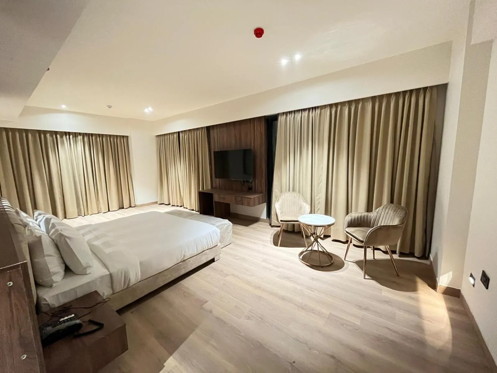 Bed in Dayal Gateway