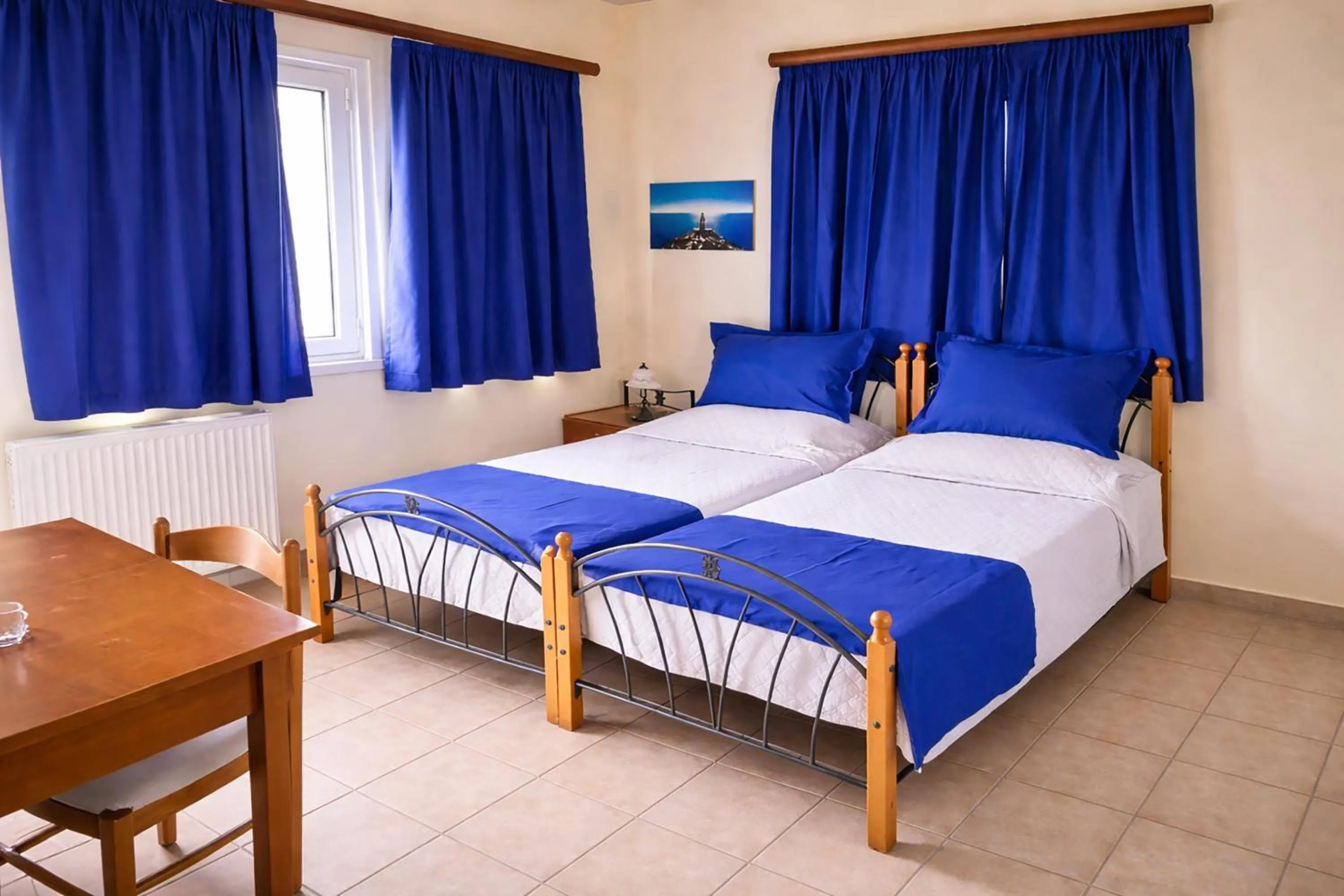 Bed in Apartments Hotel & Studios, Xifoupolis