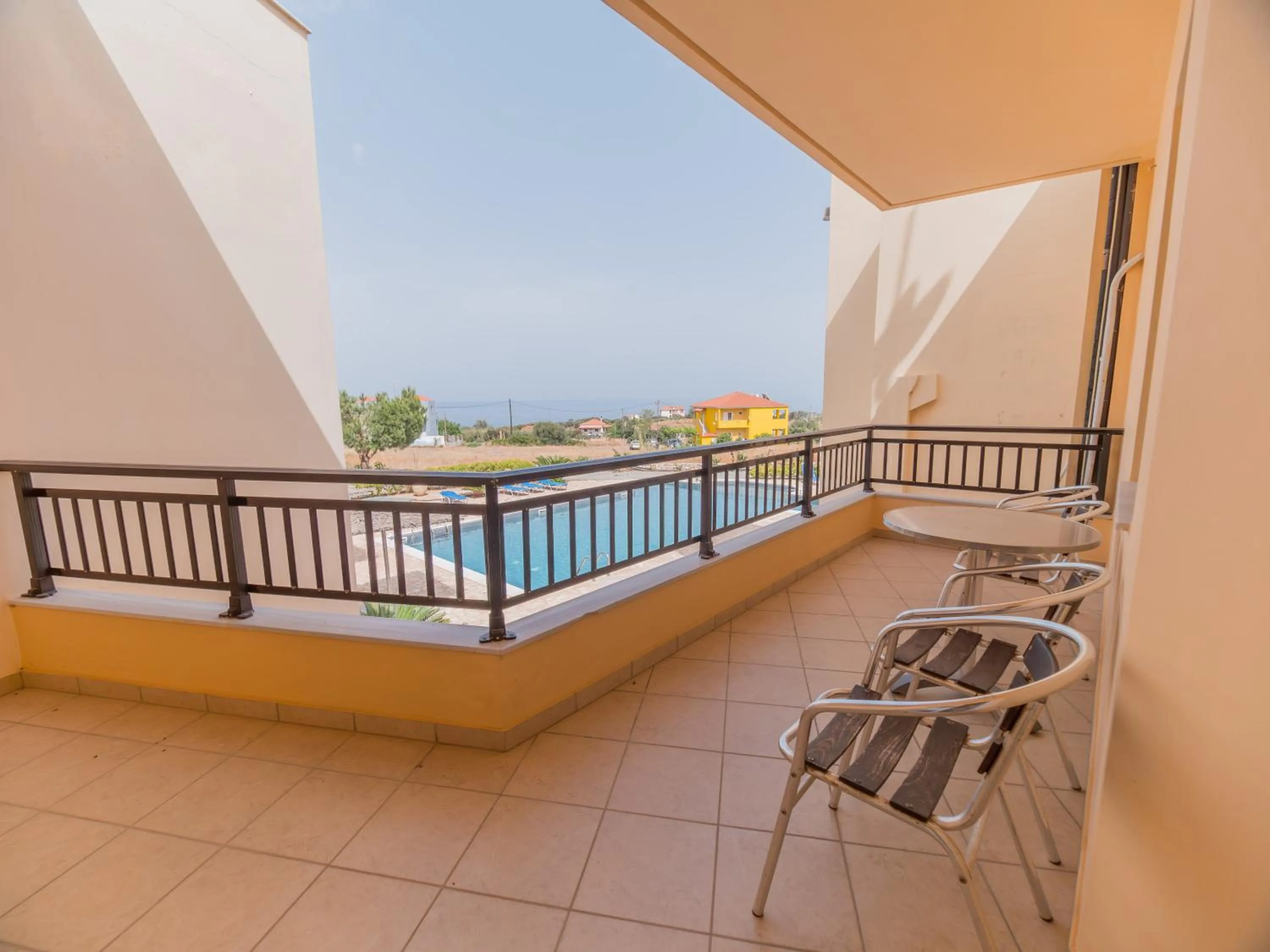 Apartments Hotel & Studios, Xifoupolis