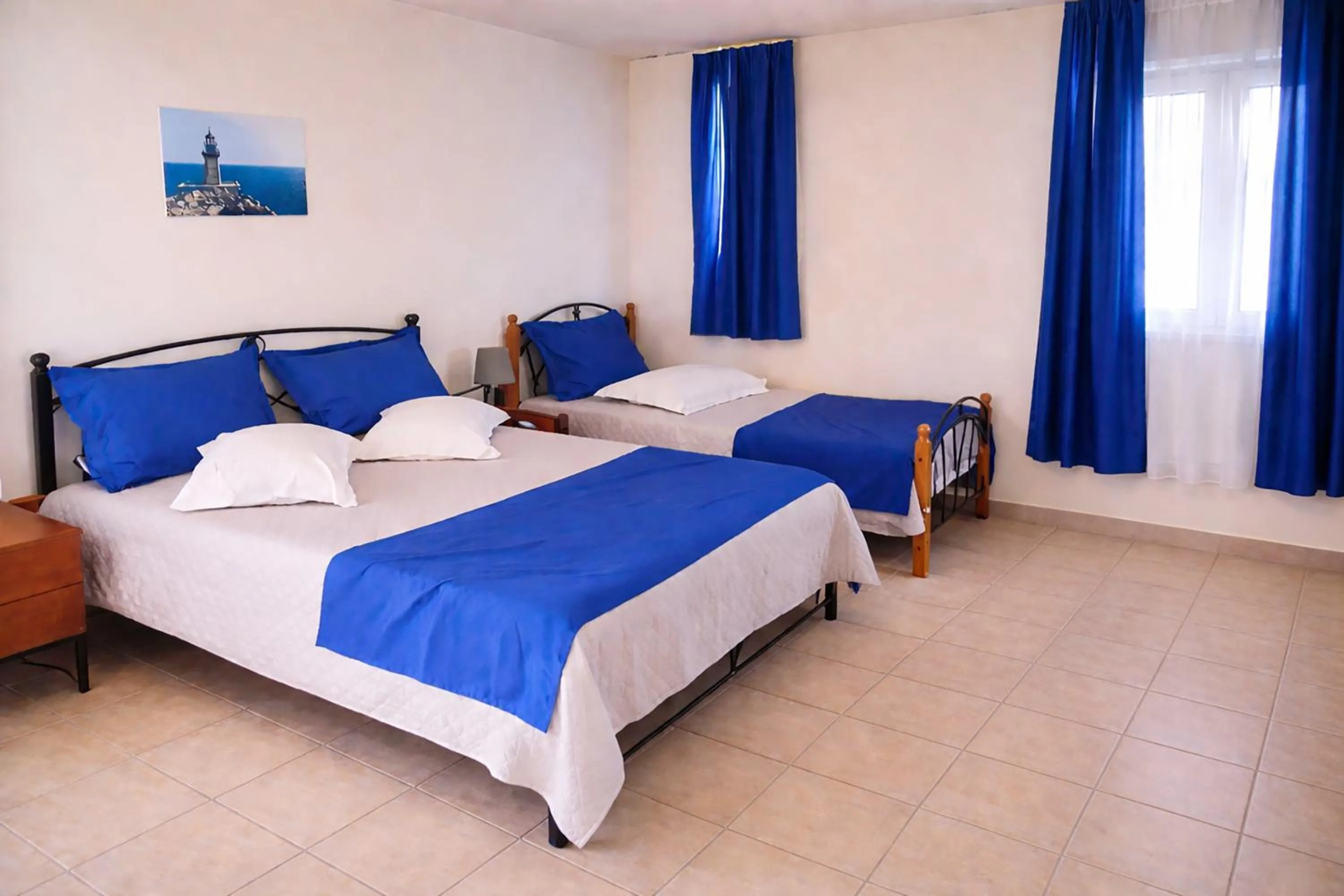 Bed in Apartments Hotel & Studios, Xifoupolis