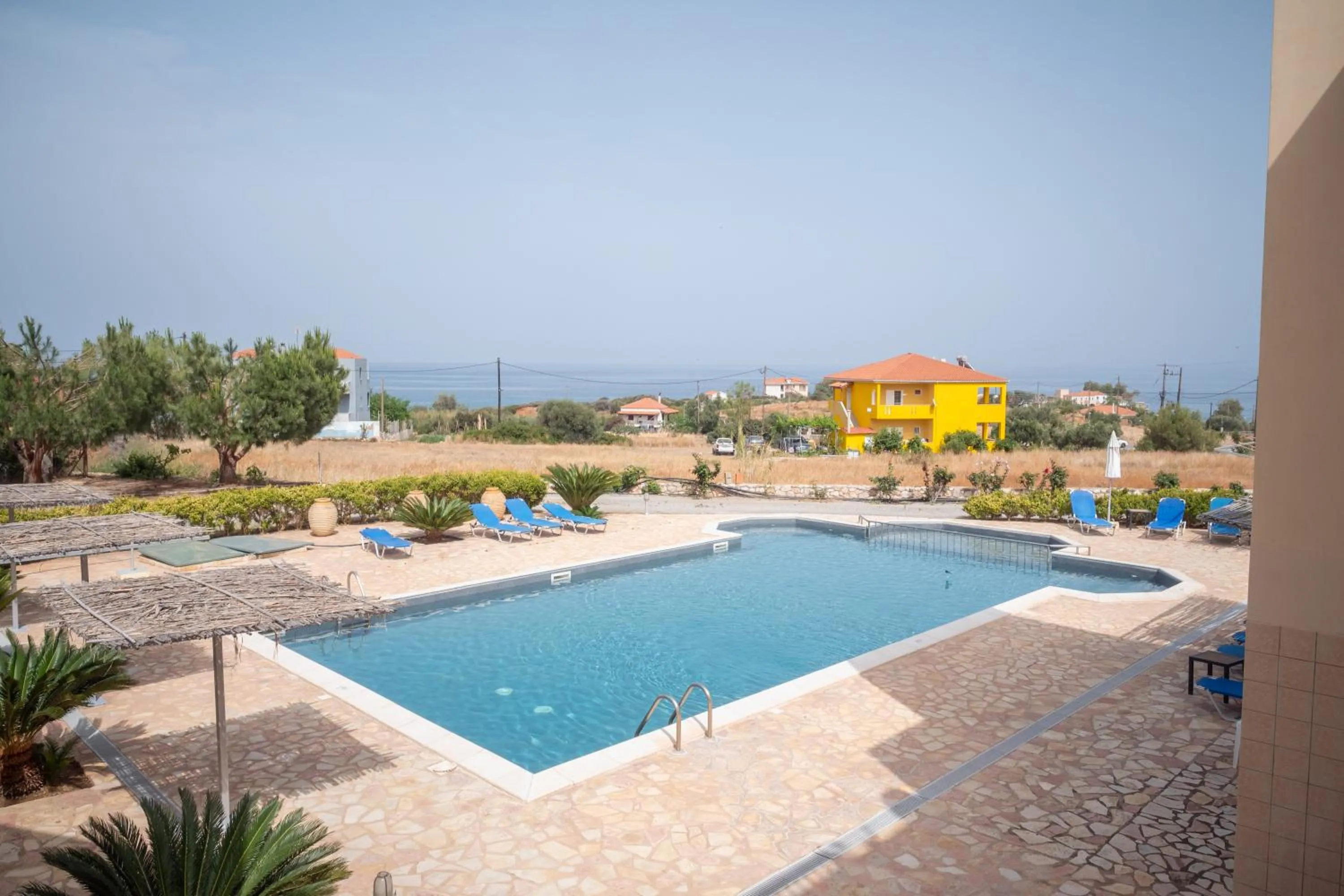 Apartments Hotel & Studios, Xifoupolis