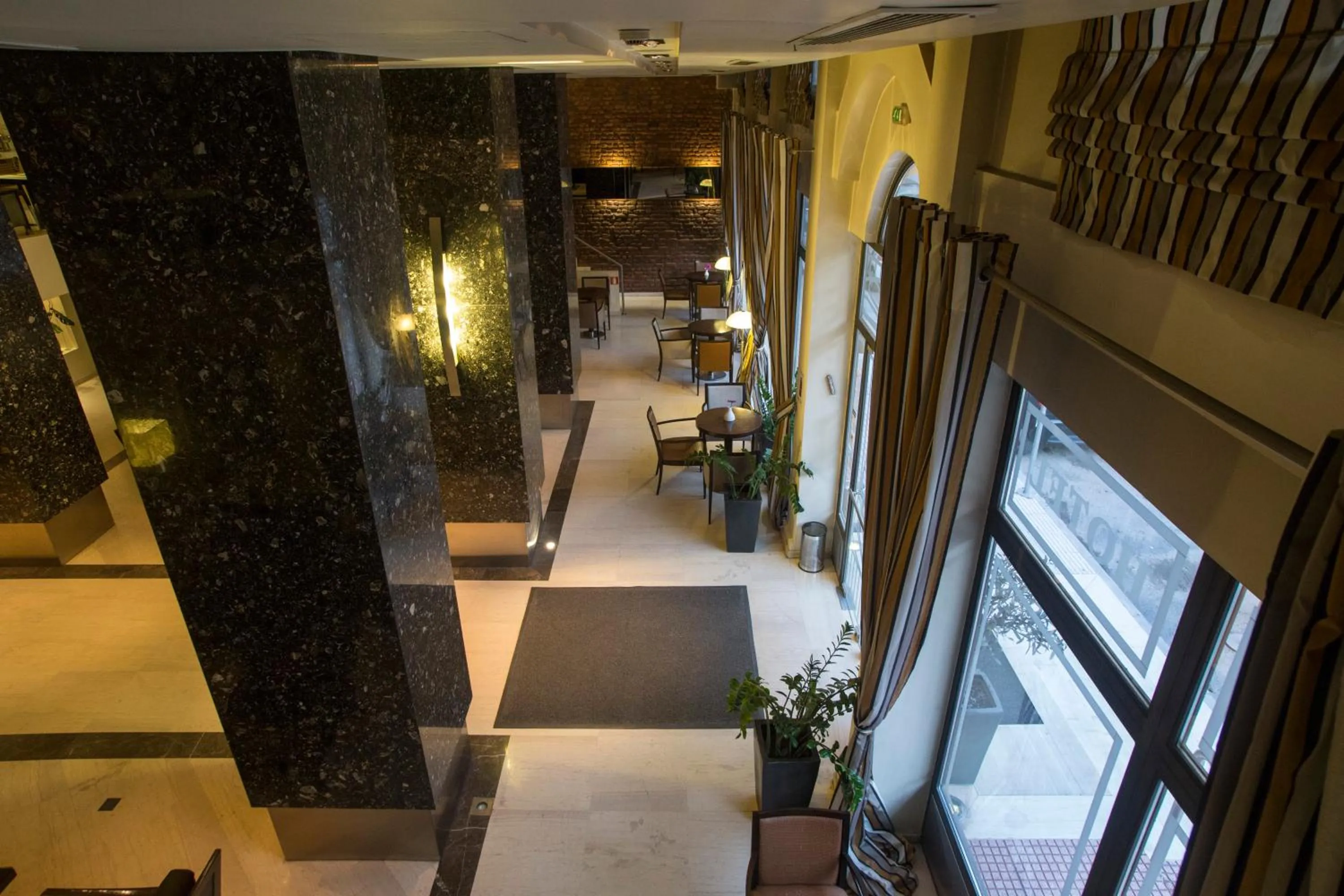 Lobby or reception in Davitel - Tobacco Hotel