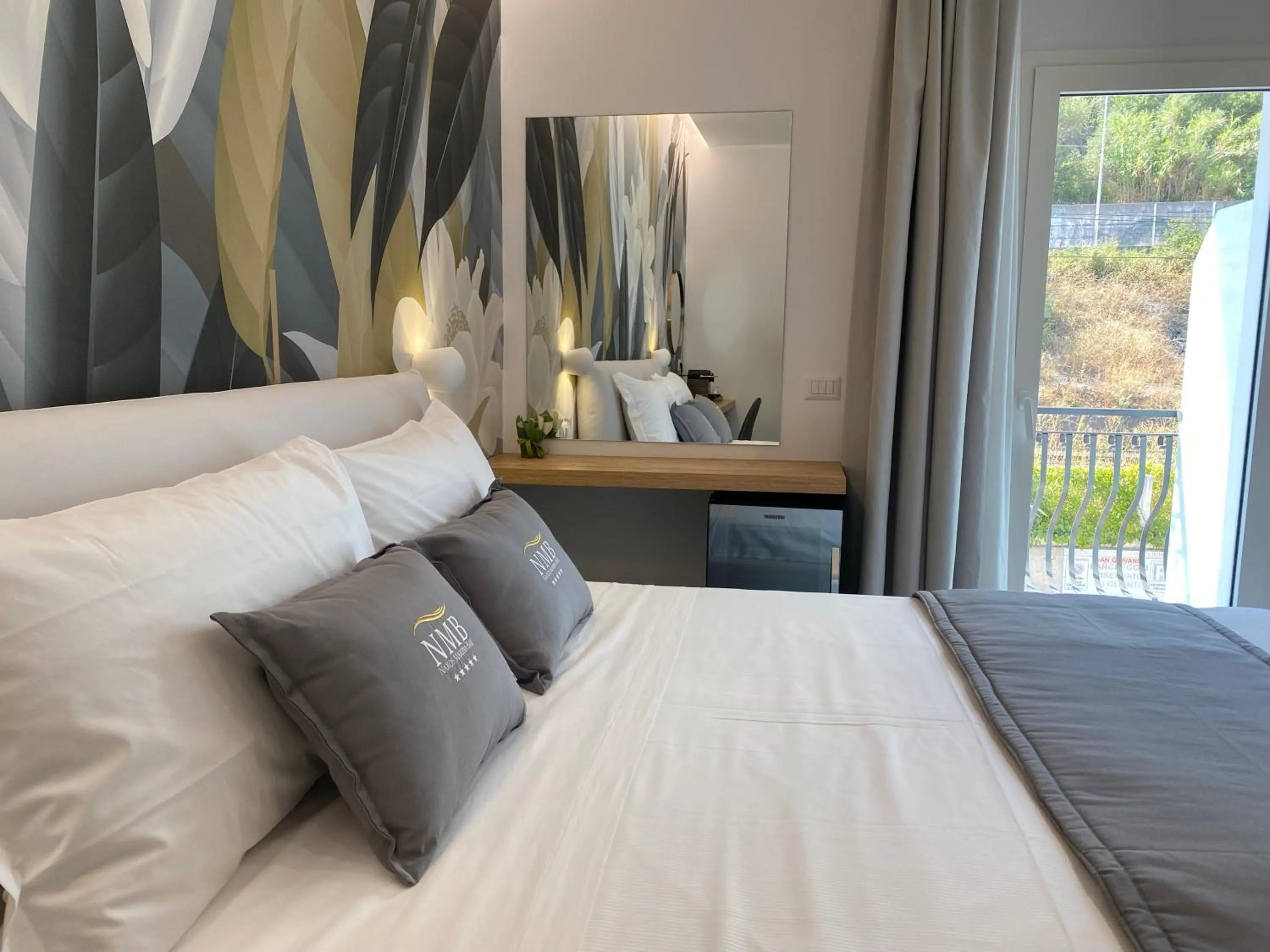 Bed in Naxos Marina Bay