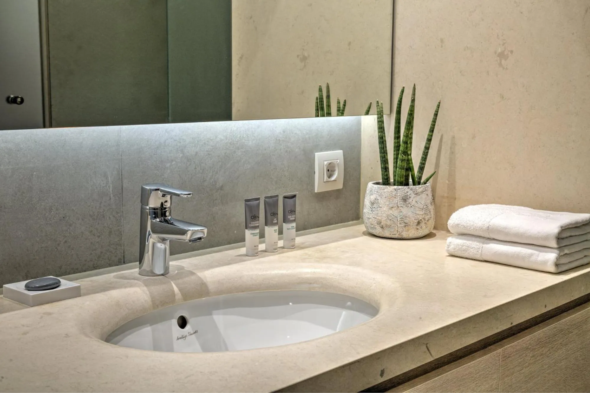 Bathroom in Amada Colossos Resort